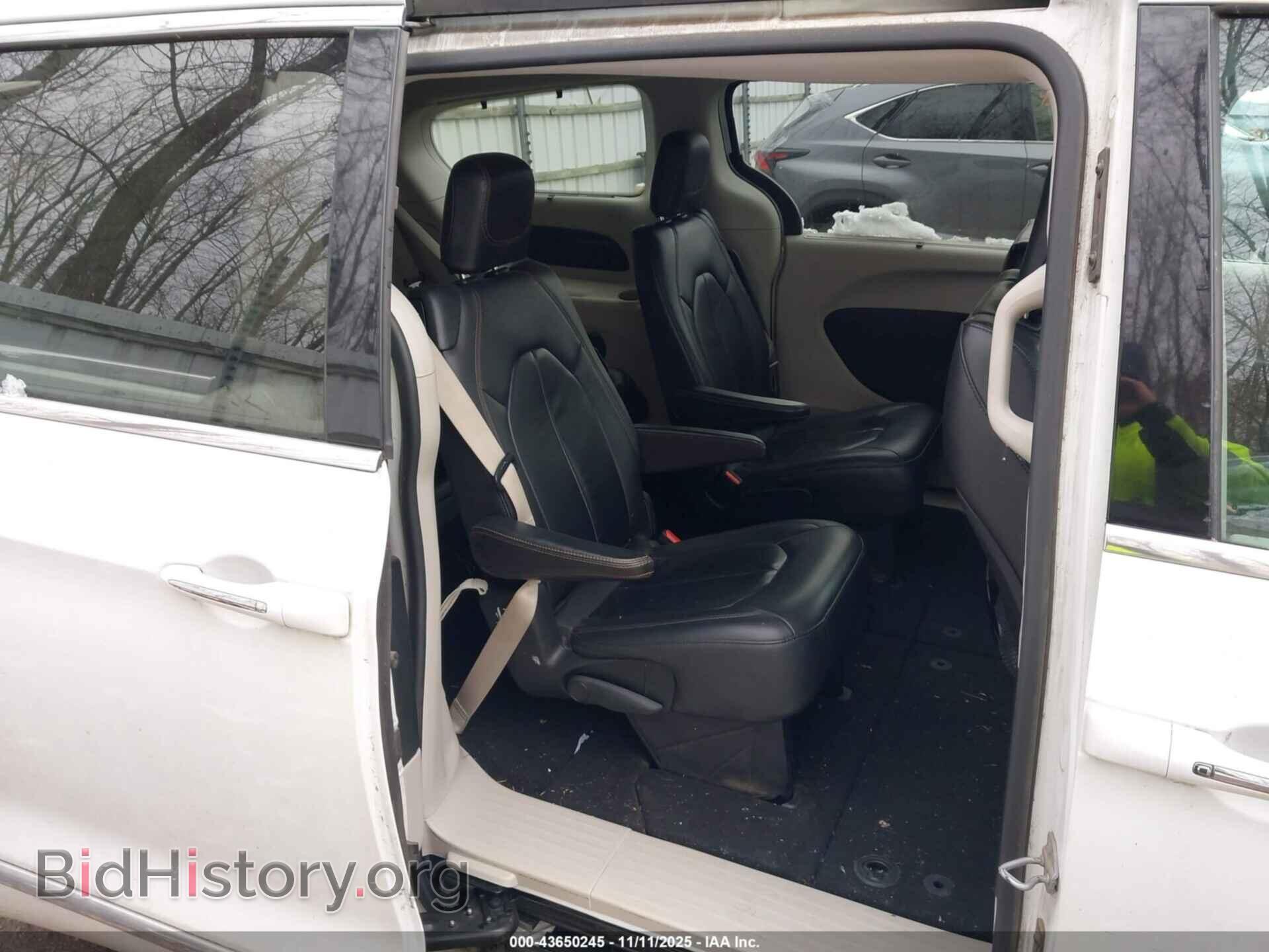 2017 CHRYSLER PACIFICA - VIN: 2C4RC1BG0HR794921 - Photo 8