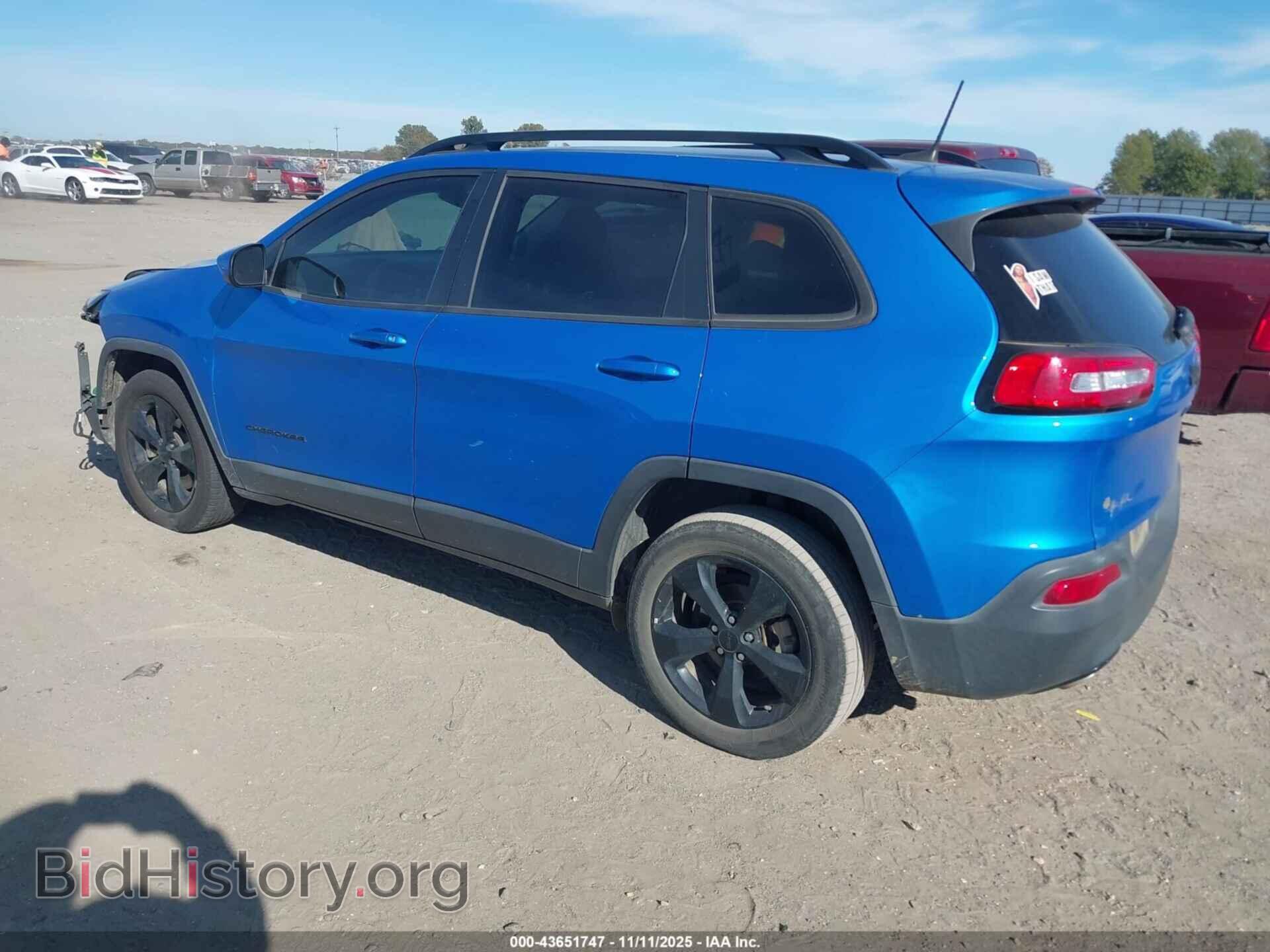 2018 JEEP CHEROKEE - VIN: 1C4PJLCB2JD596247 - Фото 3