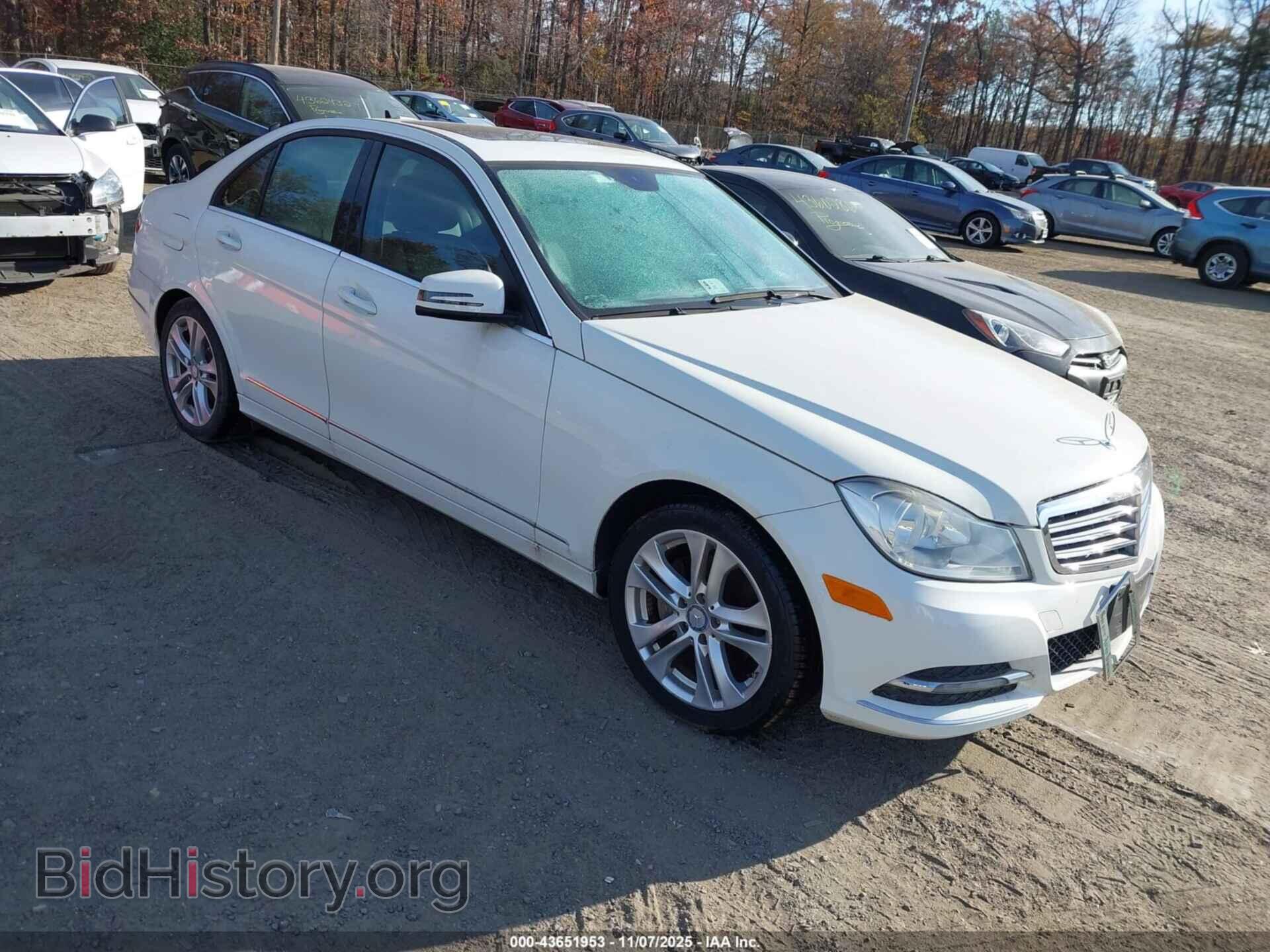 Photo WDDGF8BB6CA698564 - MERCEDES-BENZ C 300 2012