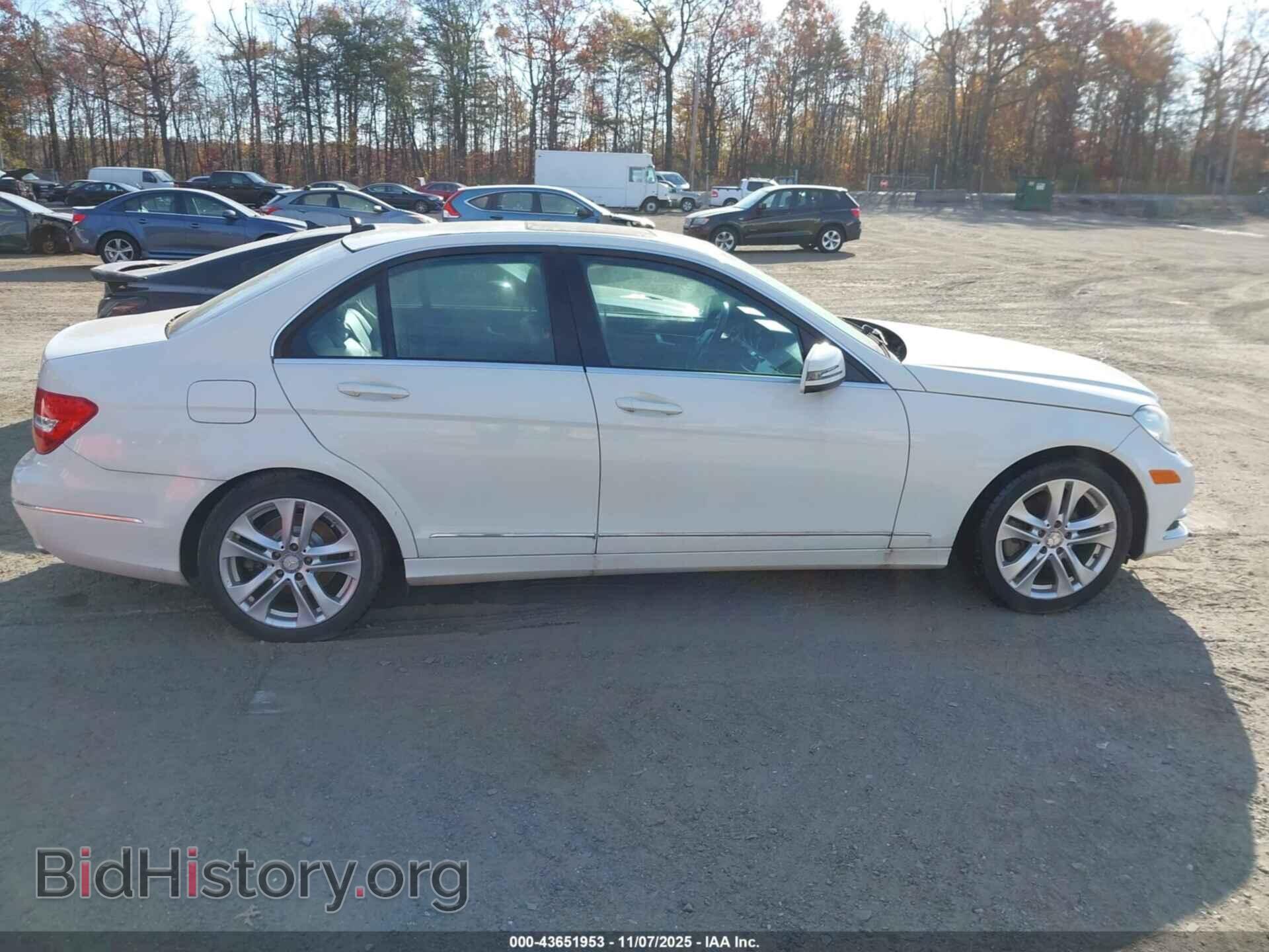 2012 MERCEDES-BENZ C 300 - VIN: WDDGF8BB6CA698564 - Фото 13