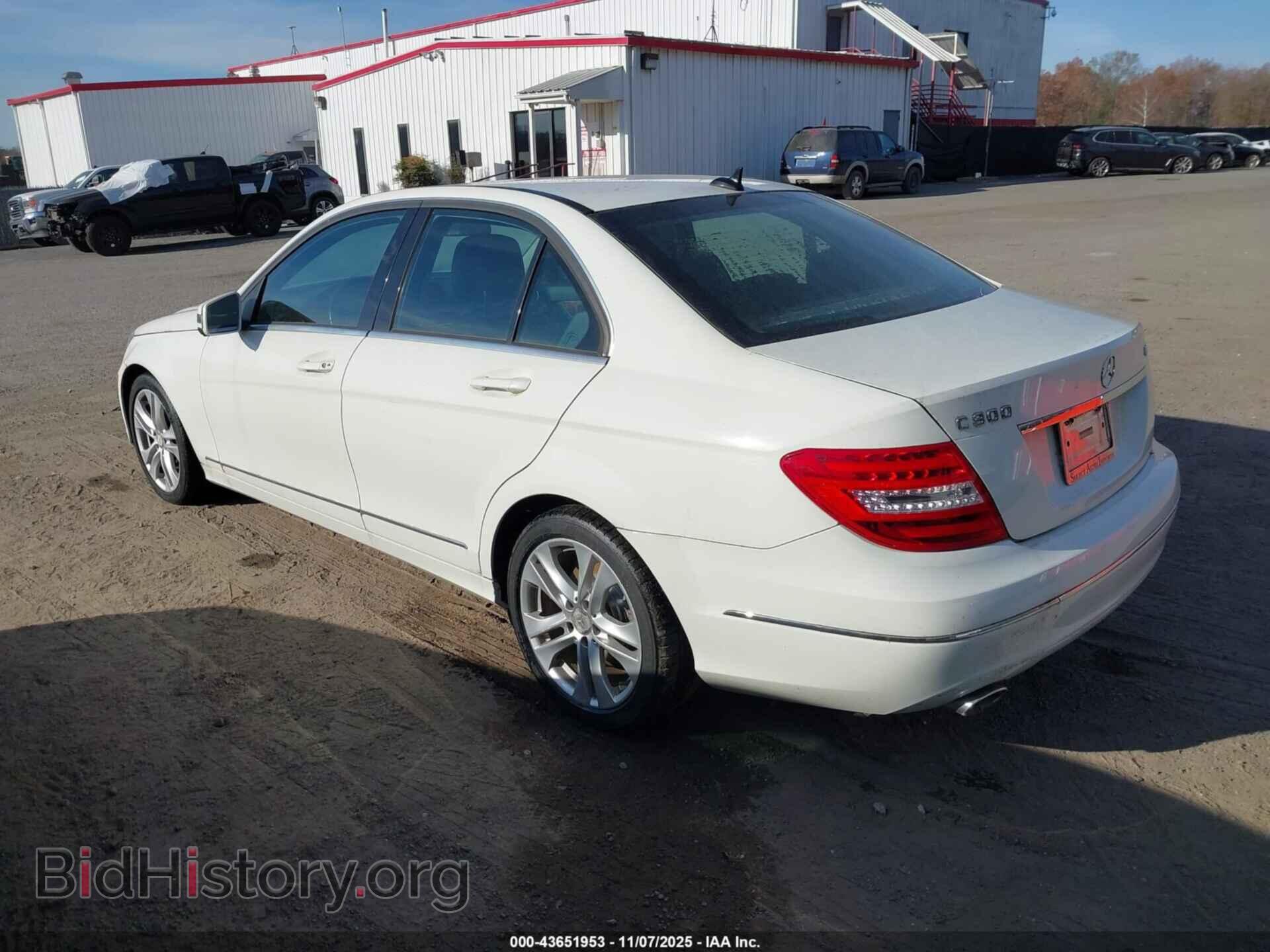 2012 MERCEDES-BENZ C 300 - VIN: WDDGF8BB6CA698564 - Фото 3