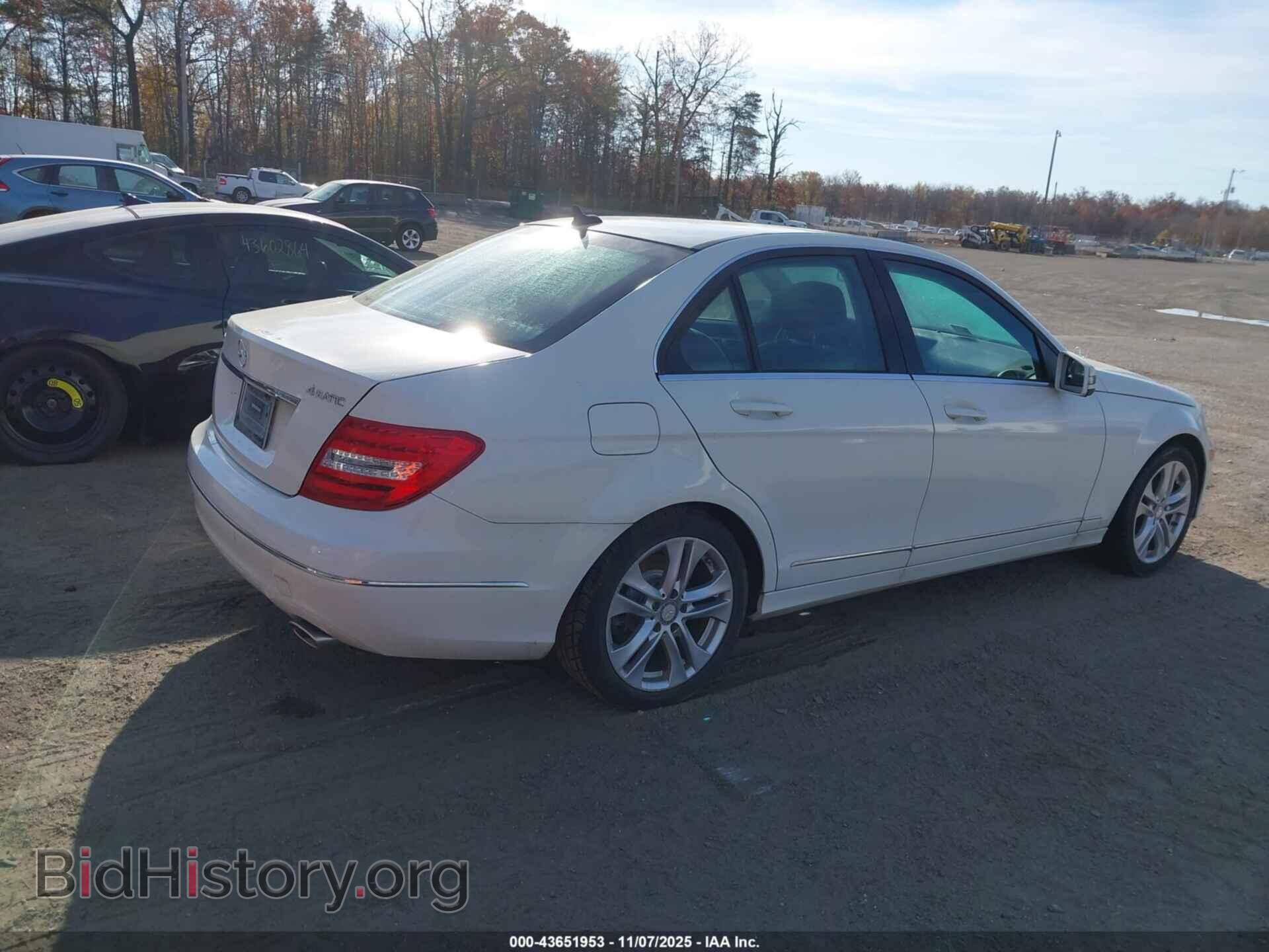 2012 MERCEDES-BENZ C 300 - VIN: WDDGF8BB6CA698564 - Фото 4