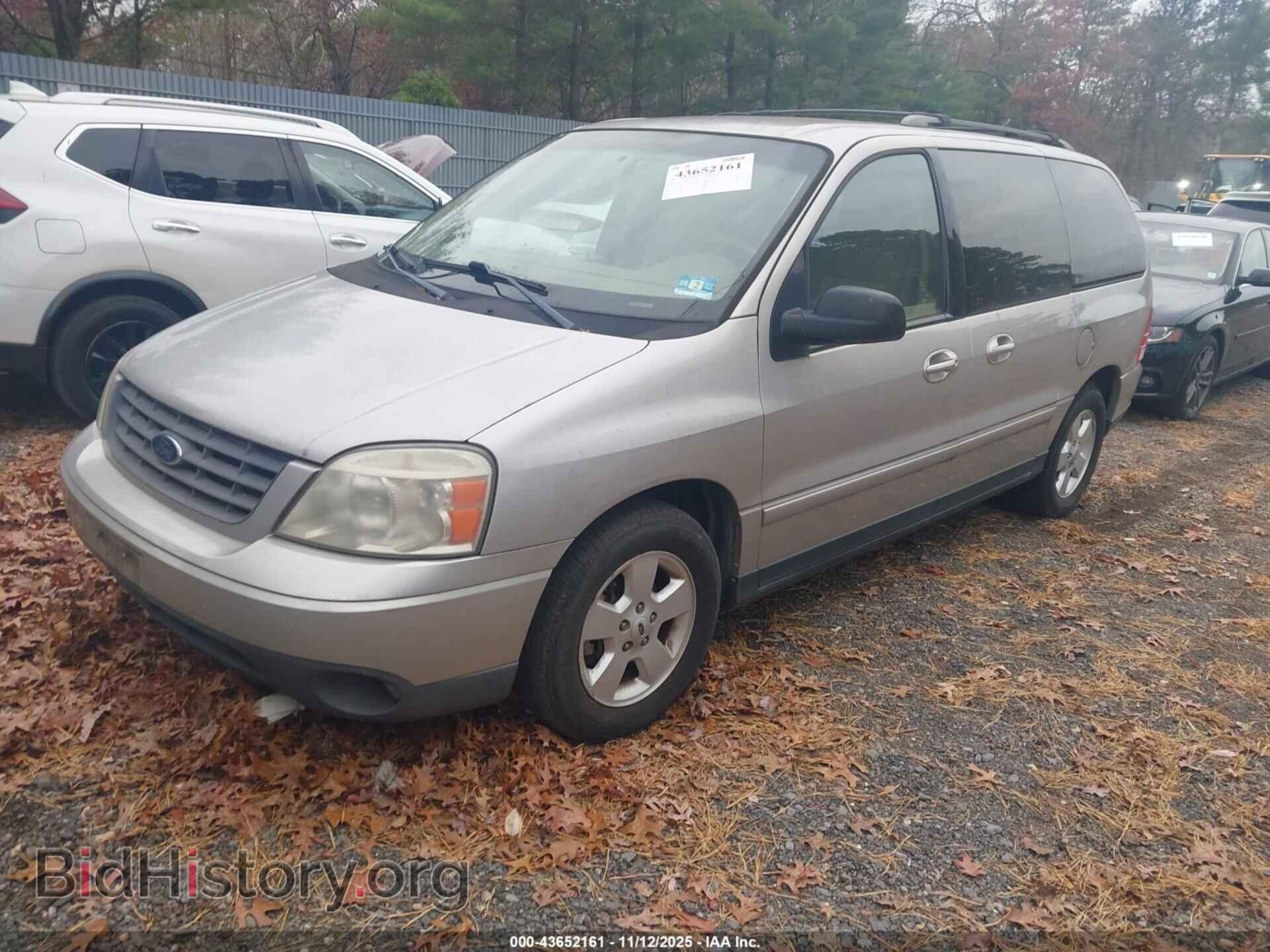2005 FORD FREESTAR - VIN: 2FMZA57695BA81626 - Фото 2