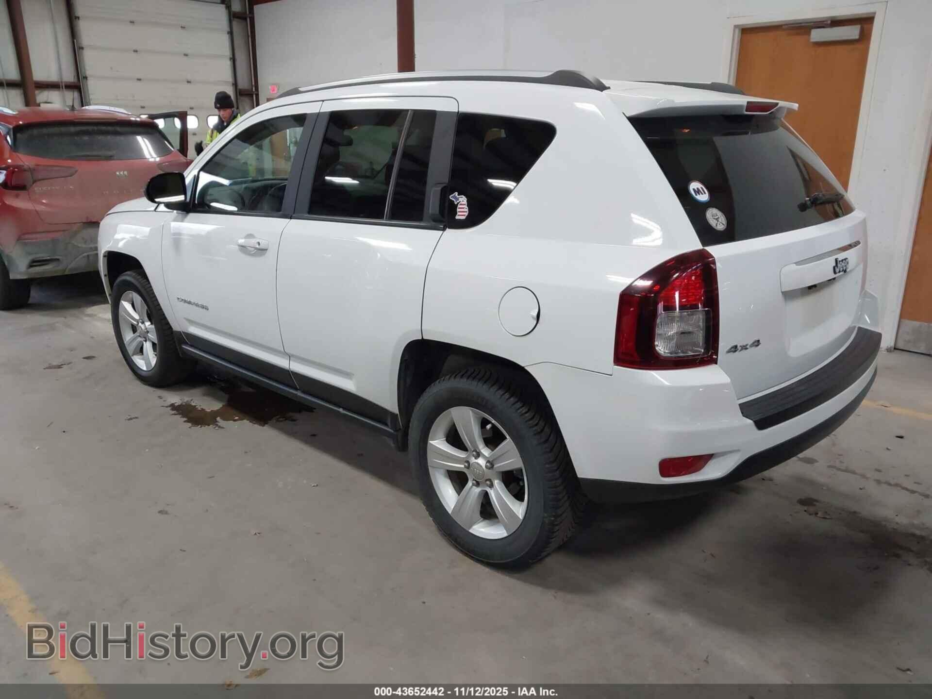 2015 JEEP COMPASS - VIN: 1C4NJDBBXFD416499 - Фото 3