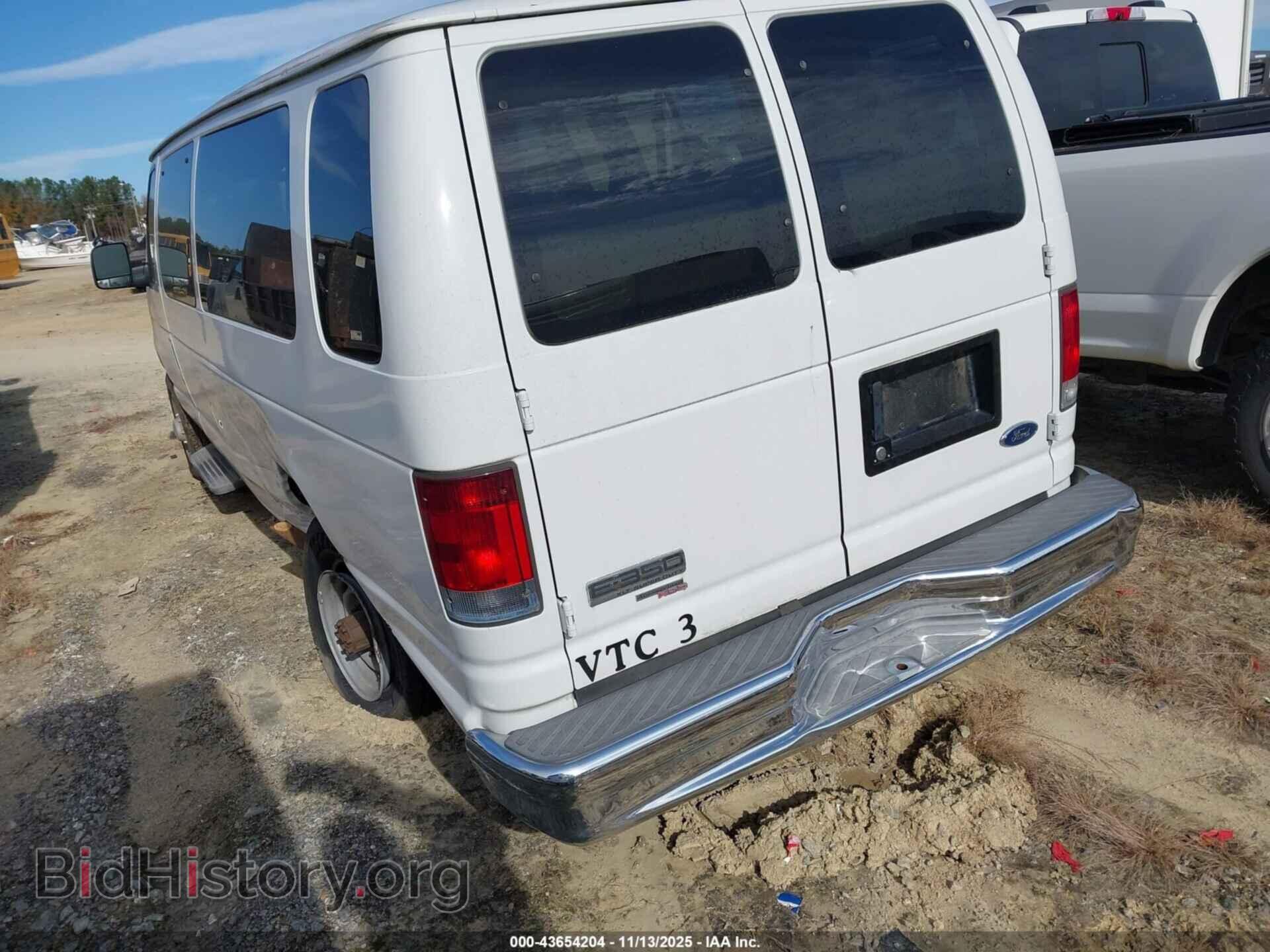 2006 FORD ECONOLINE - VIN: 1FBSS31LX6DA23353 - Фото 3