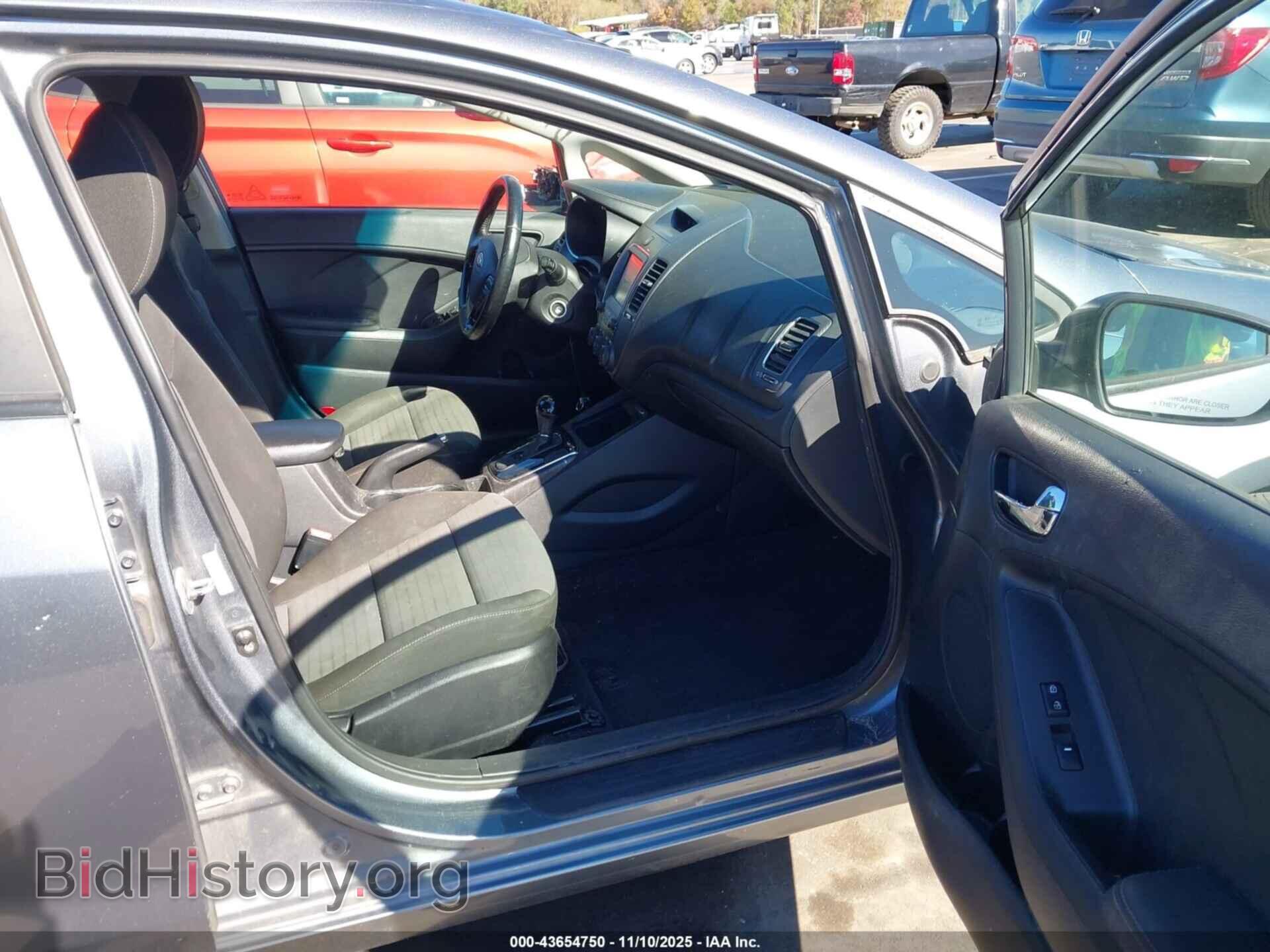 2017 KIA FORTE - VIN: 3KPFL4A78HE011593 - Фото 5
