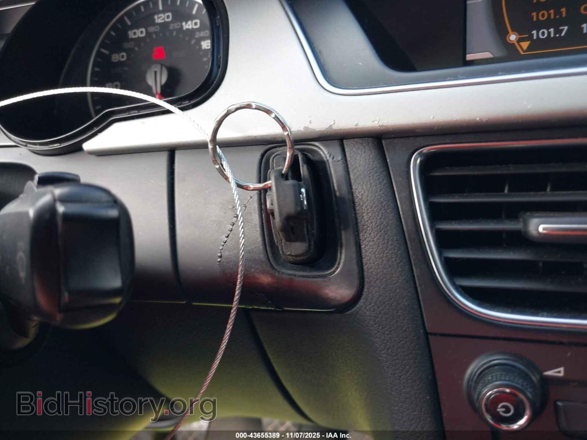 2010 AUDI A5 - VIN: WAURFAFR2AA078743 - Фото 11