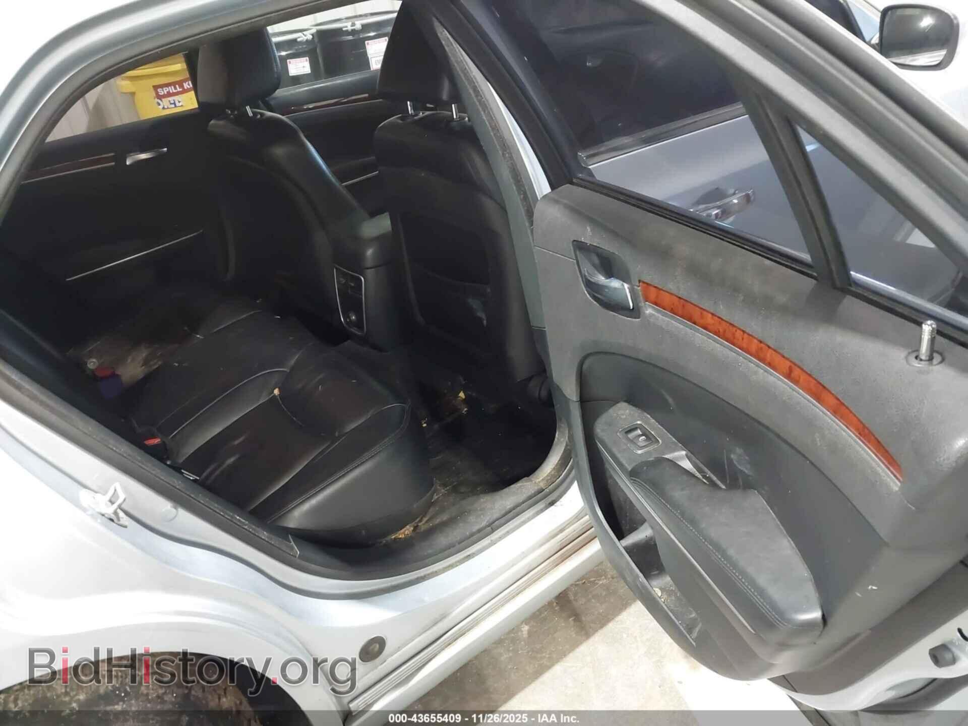 2013 CHRYSLER 300 - VIN: 2C3CCAAG5DH596072 - Фото 8