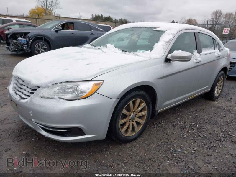 2012 Chrysler 200 (VIN 1C3CCBBB0CN143573) — фото 2 из 16
