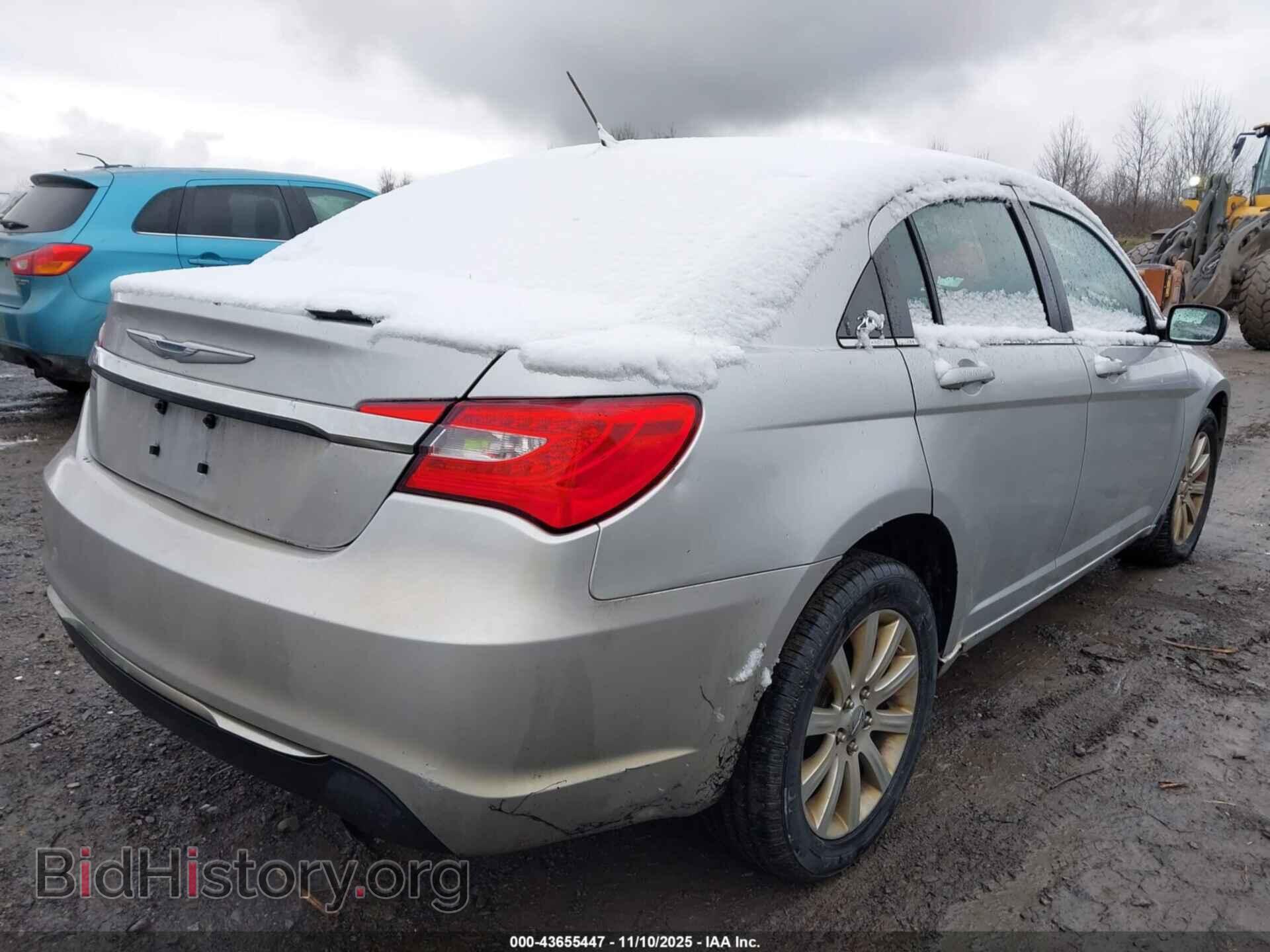 2012 CHRYSLER 200 - VIN: 1C3CCBBB0CN143573 - Фото 4