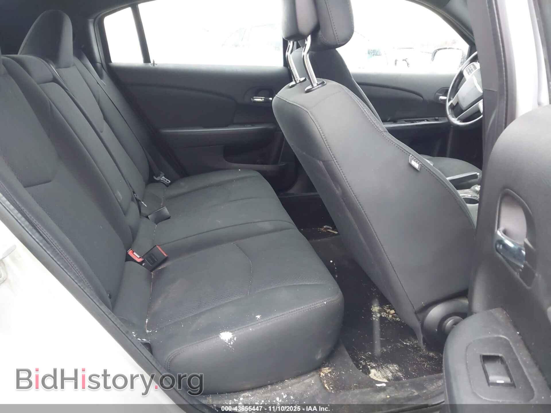 2012 CHRYSLER 200 - VIN: 1C3CCBBB0CN143573 - Фото 8