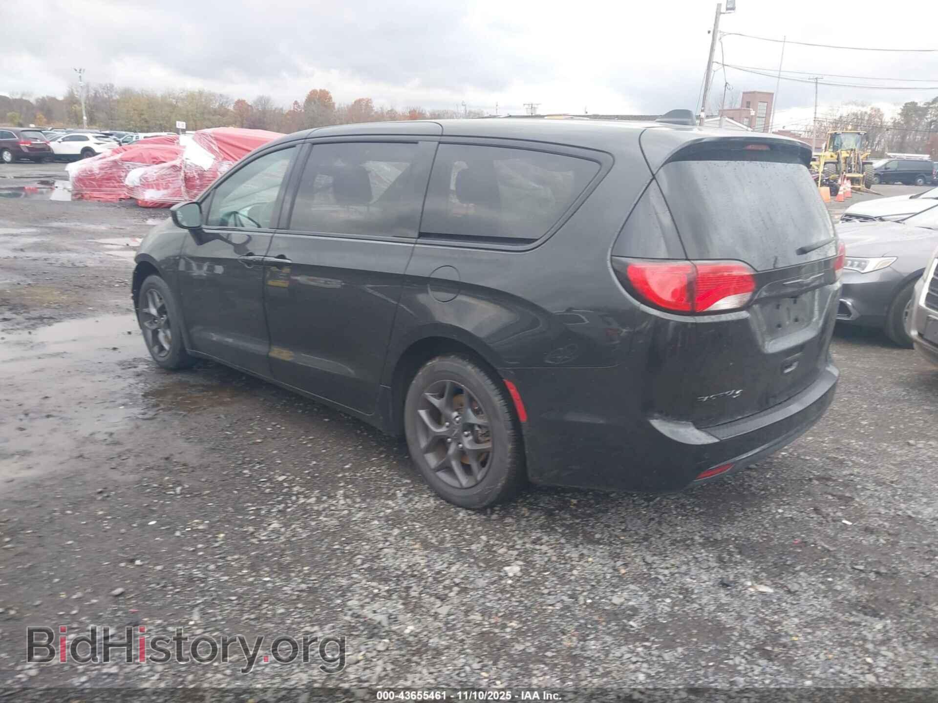 2018 CHRYSLER PACIFICA - VIN: 2C4RC1FG0JR287209 - Фото 3