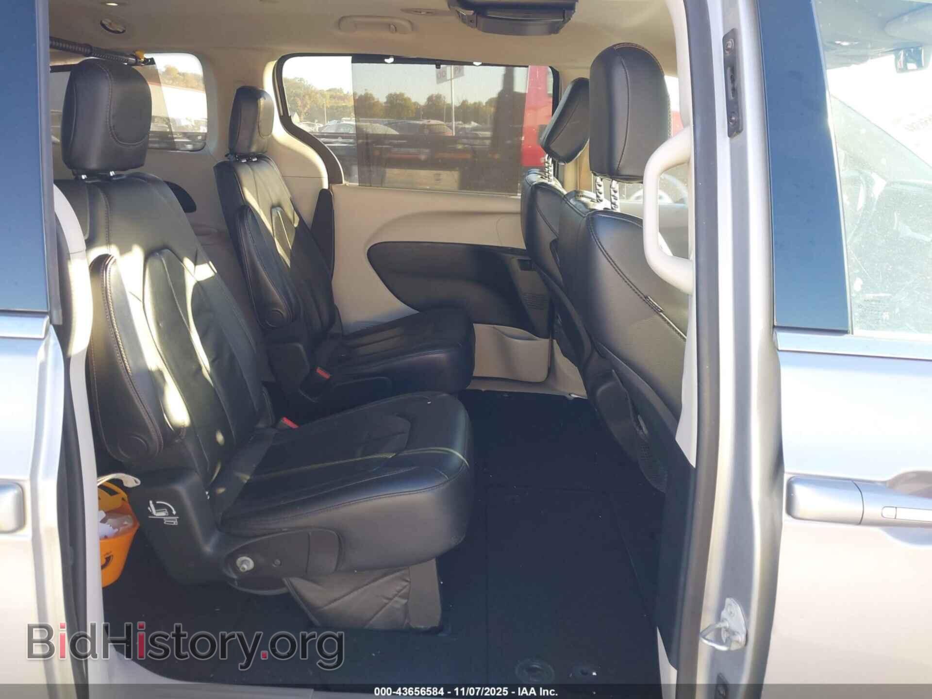 2018 CHRYSLER PACIFICA - VIN: 2C4RC1BG3JR144051 - Фото 8