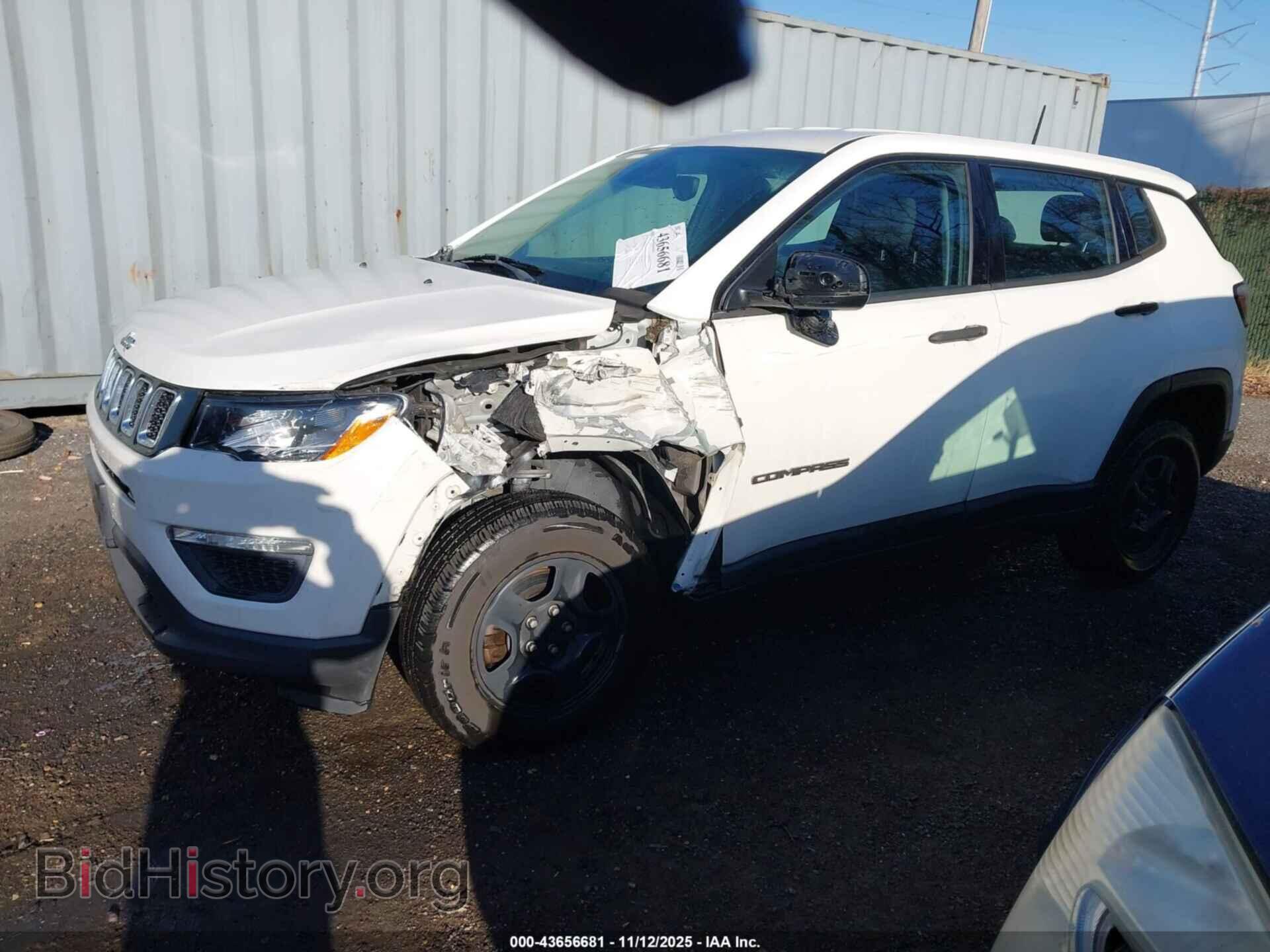 2018 JEEP COMPASS - VIN: 3C4NJDABXJT401893 - Фото 2