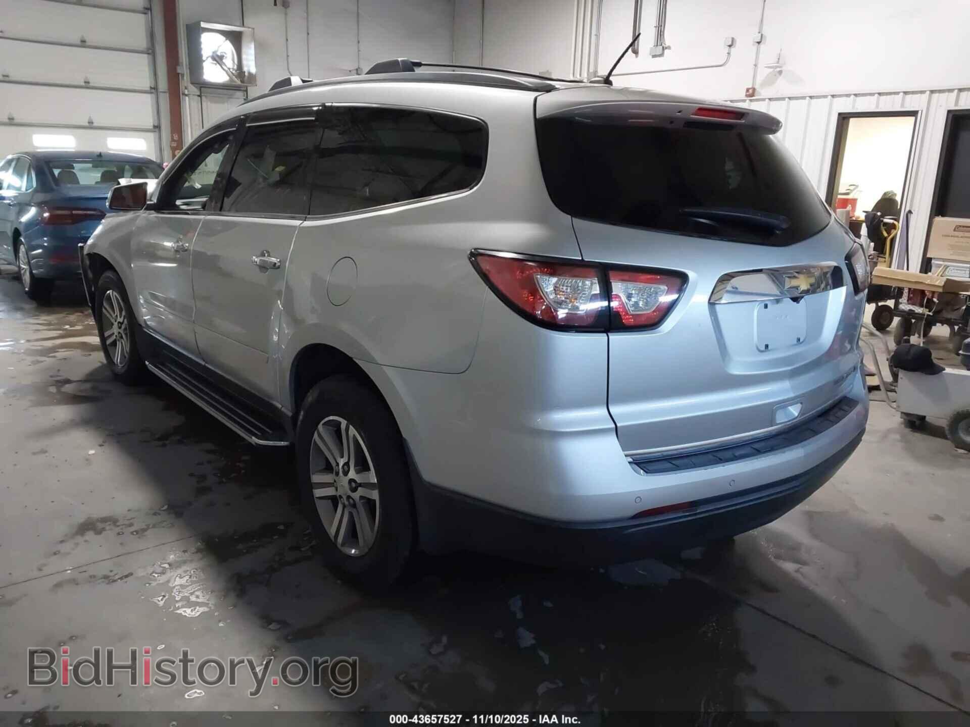 2015 CHEVROLET TRAVERSE - VIN: 1GNKRHKD6FJ146829 - Фото 3