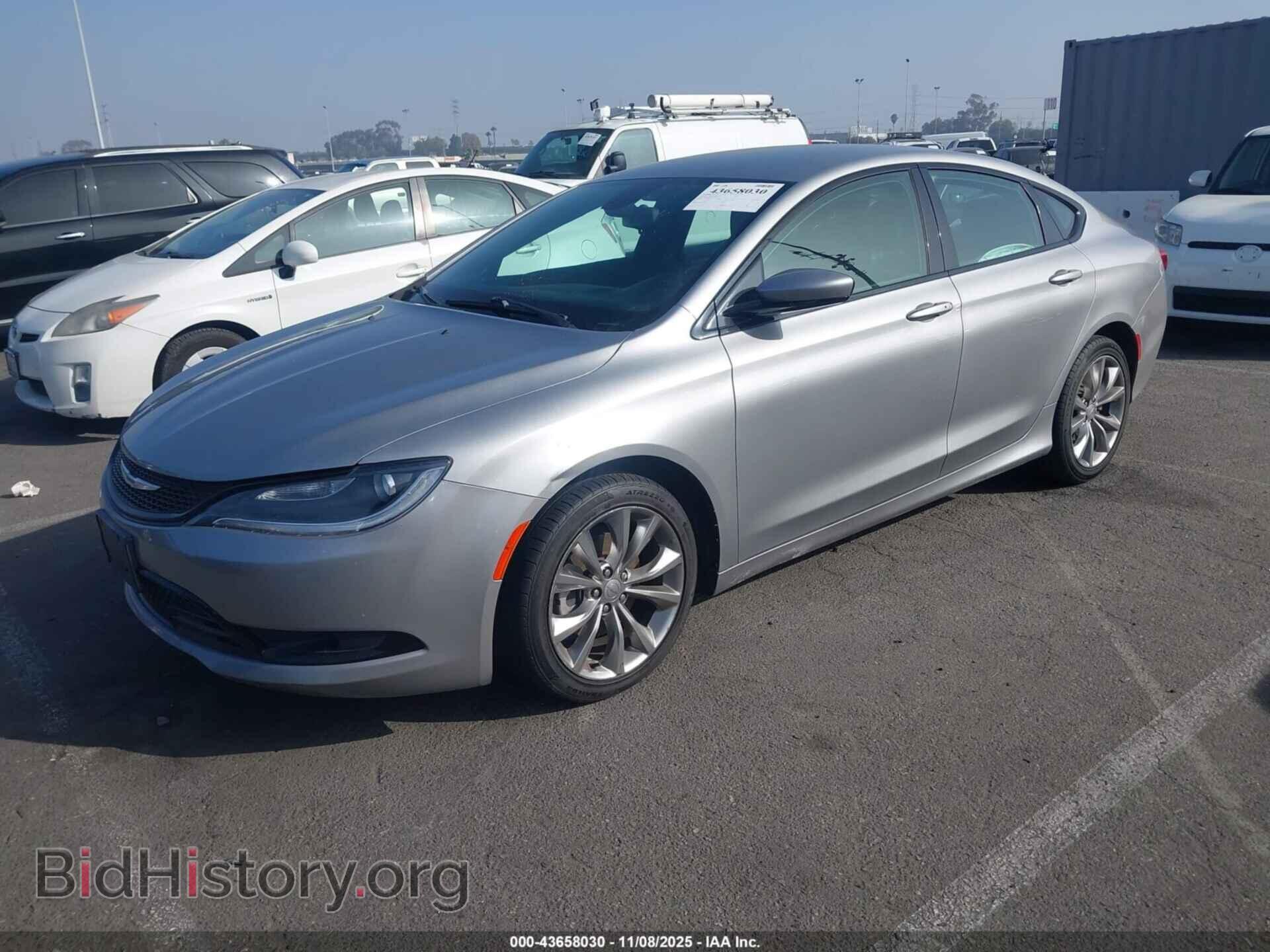 2015 CHRYSLER 200 - VIN: 1C3CCCBB2FN585491 - Фото 2
