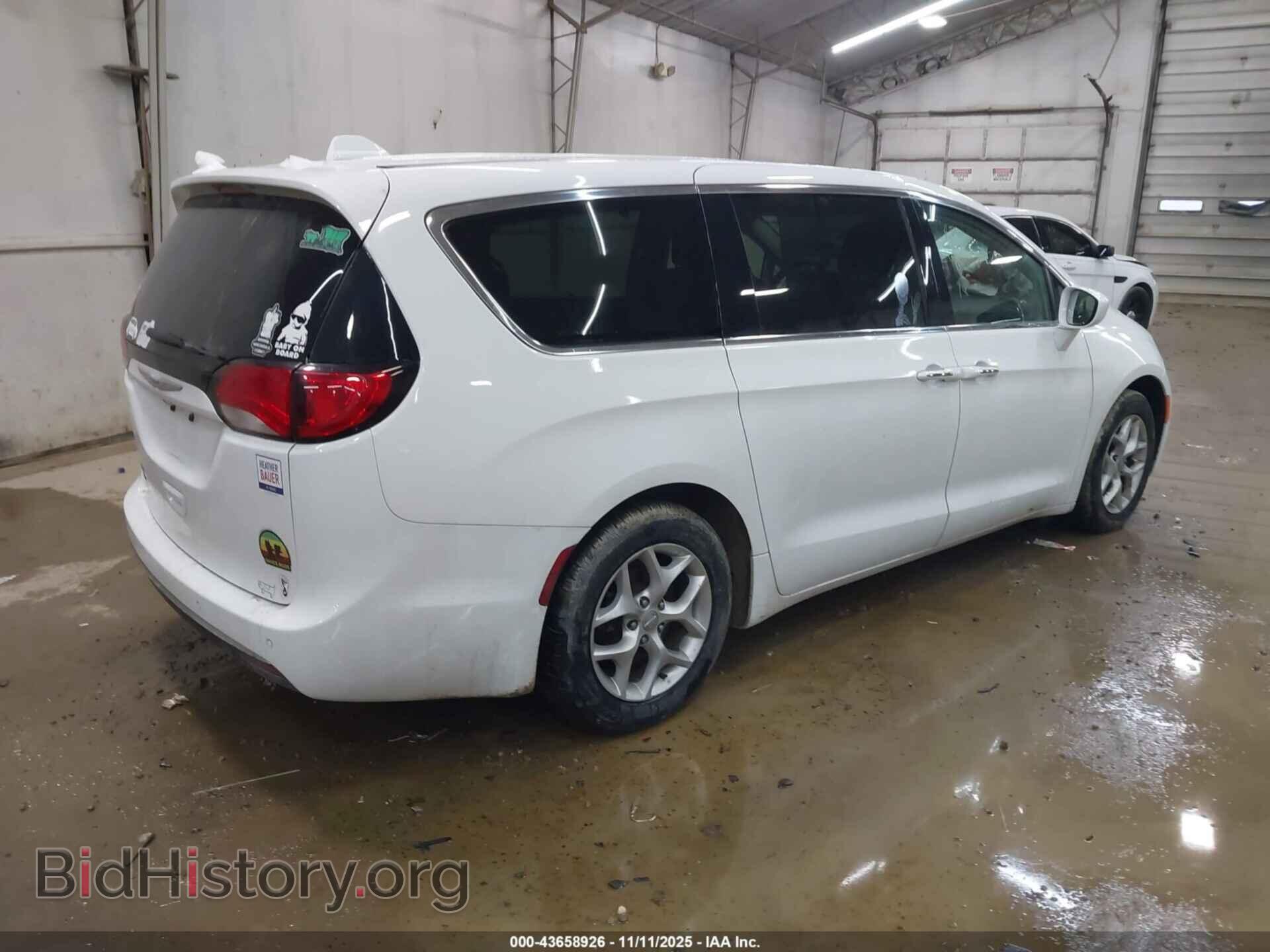 2018 CHRYSLER PACIFICA - VIN: 2C4RC1FG7JR128266 - Фото 4