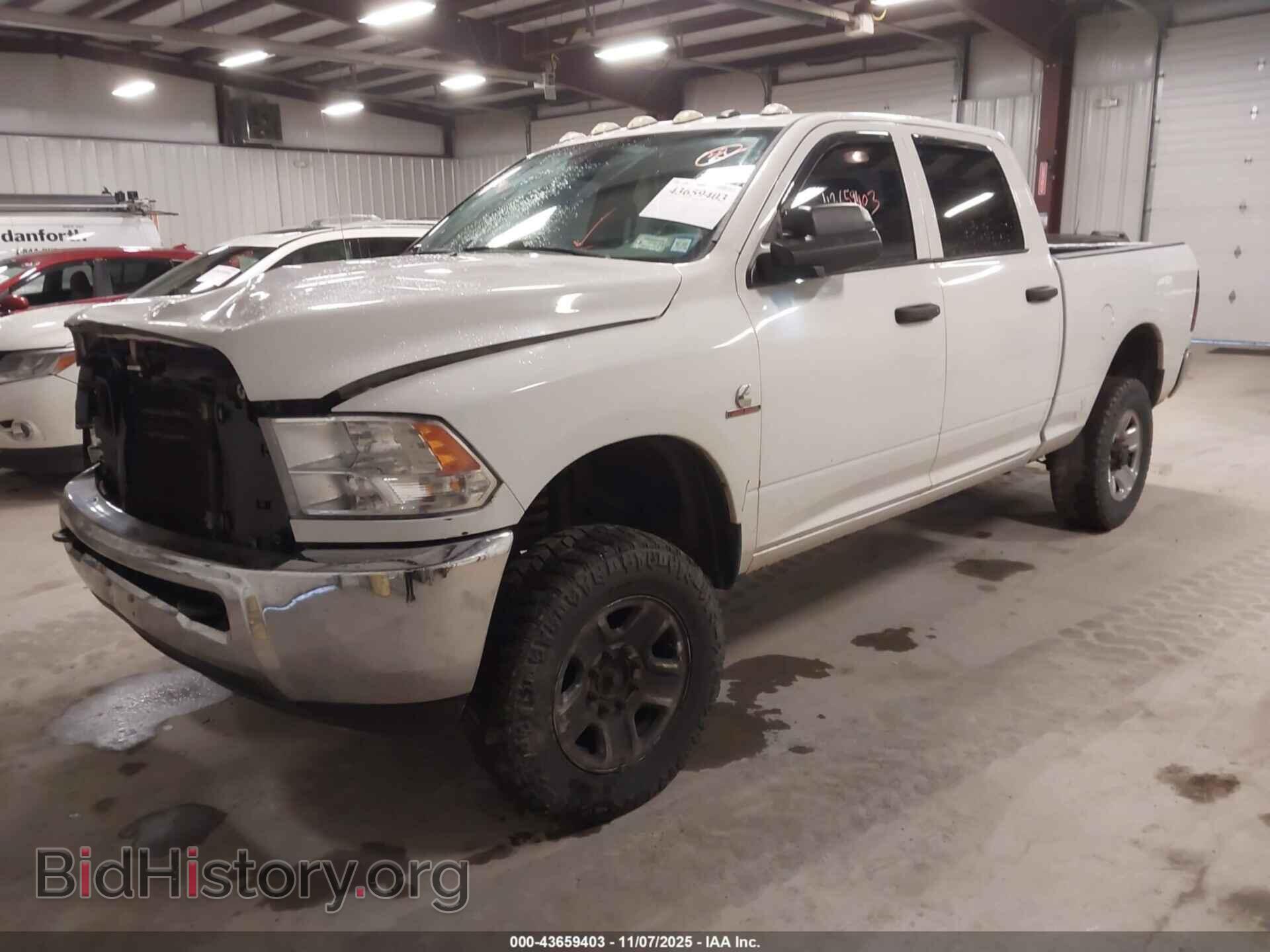 2017 RAM 2500 - VIN: 3C6UR5CL6HG540896 - Фото 2