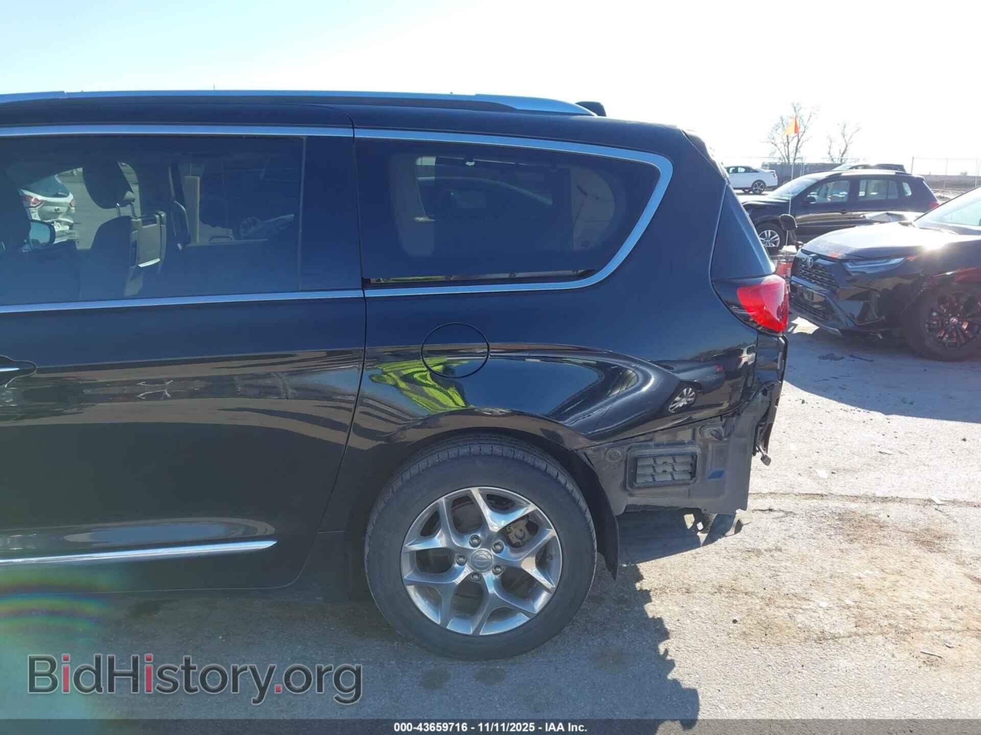 2017 CHRYSLER PACIFICA - VIN: 2C4RC1GG6HR620456 - Фото 18