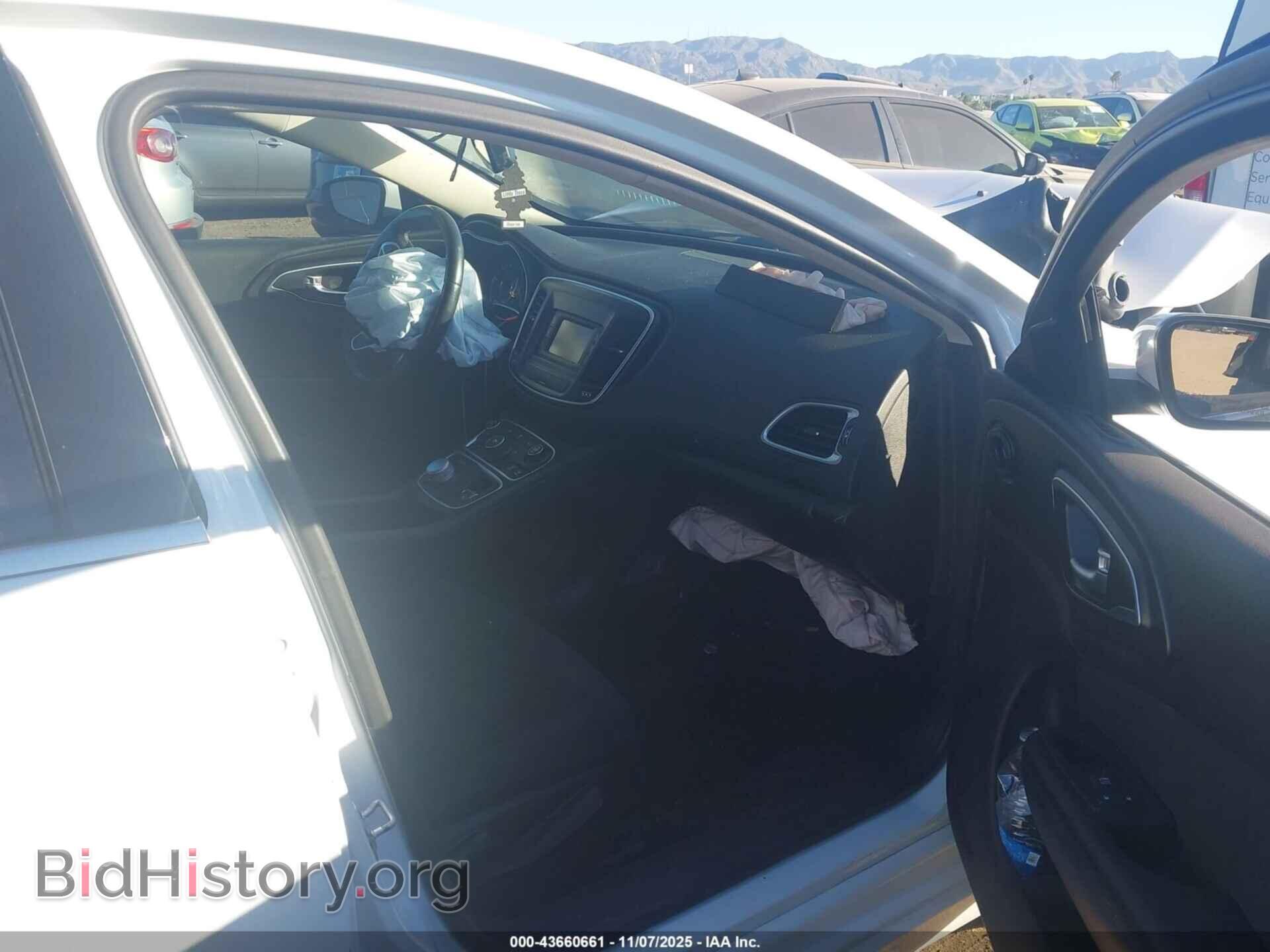 2016 CHRYSLER 200 - VIN: 1C3CCCAB2GN154569 - Фото 5