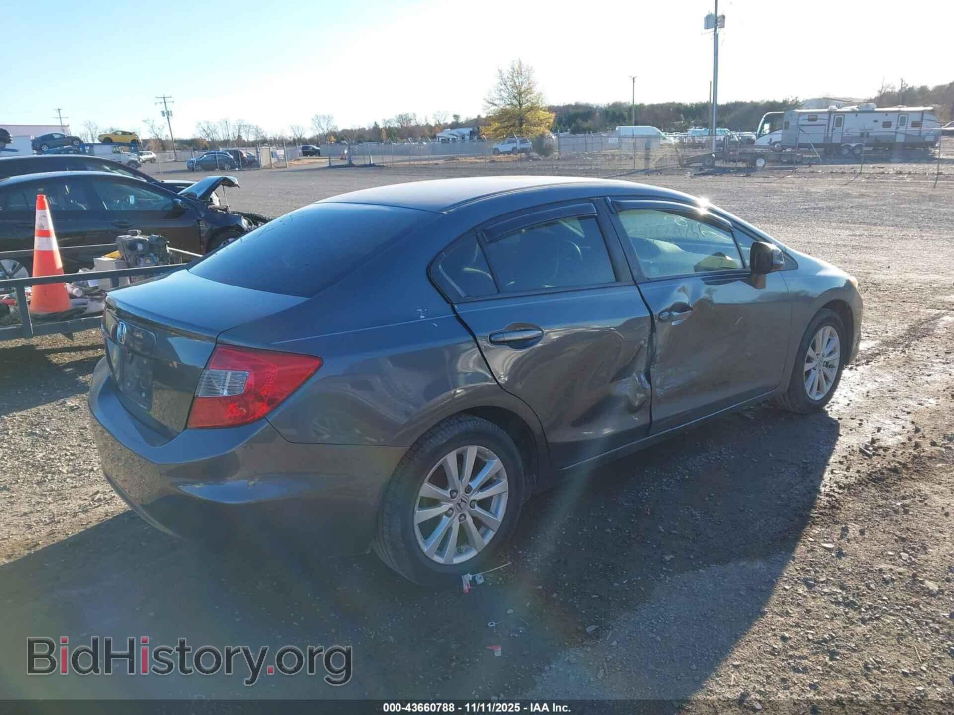 2012 HONDA CIVIC - VIN: 2HGFB2F81CH320426 - Фото 4