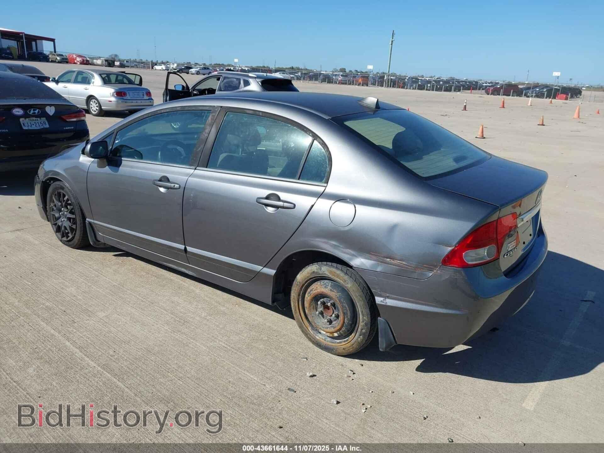2010 HONDA CIVIC - VIN: 19XFA1F55AE007695 - Фото 3