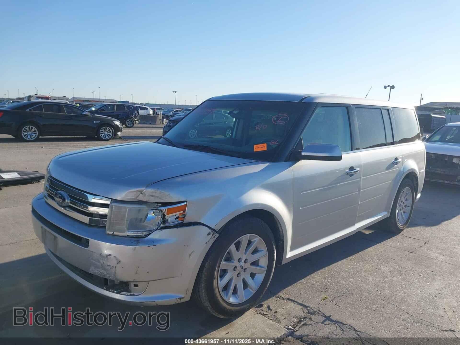 2011 FORD FLEX - VIN: 2FMGK5CC9BBD20541 - Photo 2