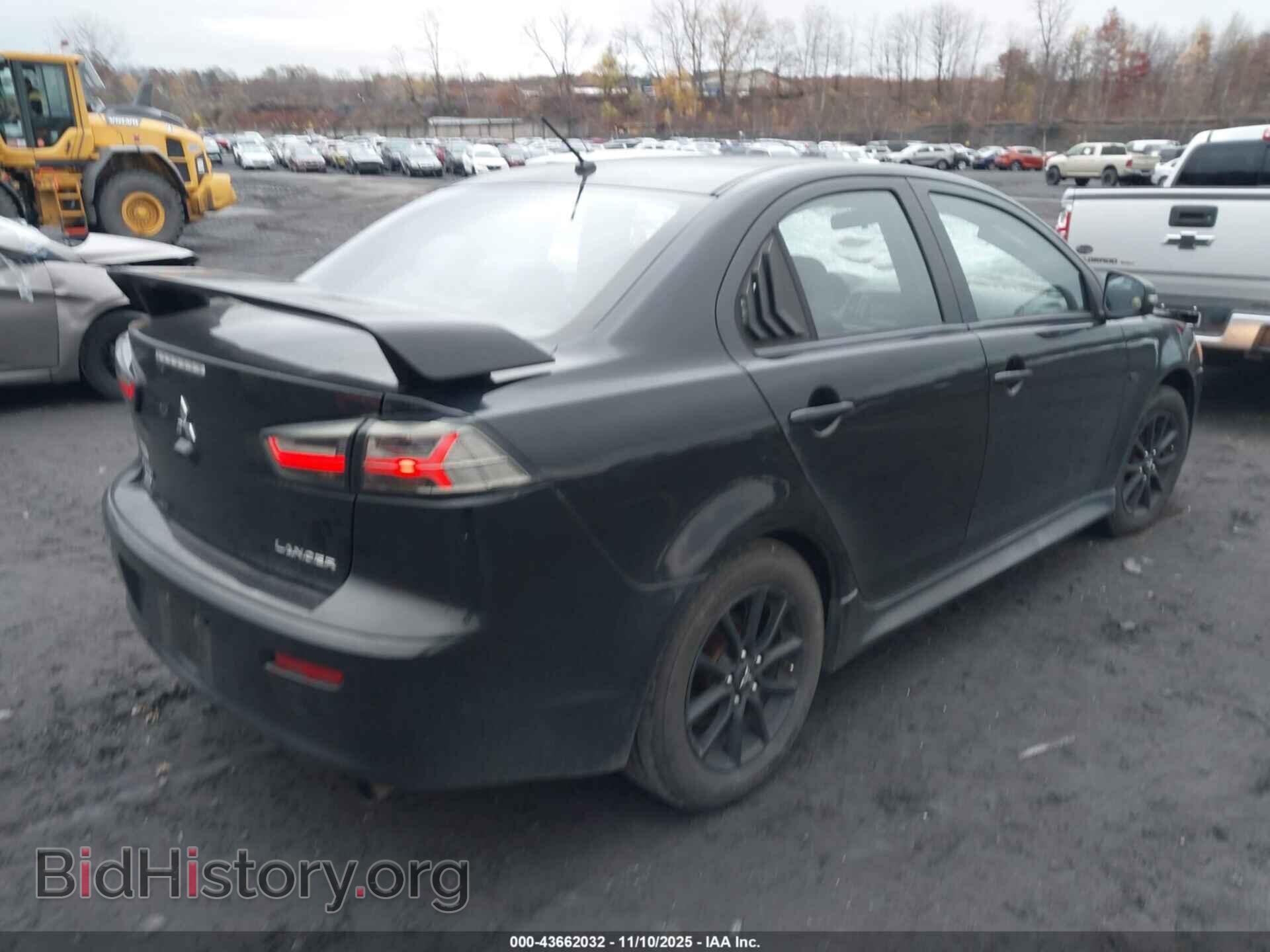 2017 MITSUBISHI LANCER - VIN: JA32U2FU8HU011544 - Фото 4