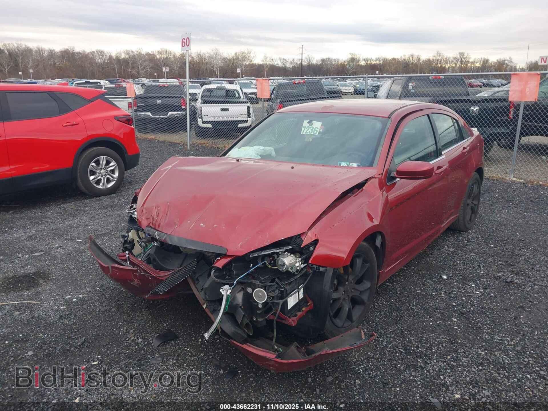 2014 CHRYSLER 200 - VIN: 1C3CCBCG1EN165000 - Фото 2