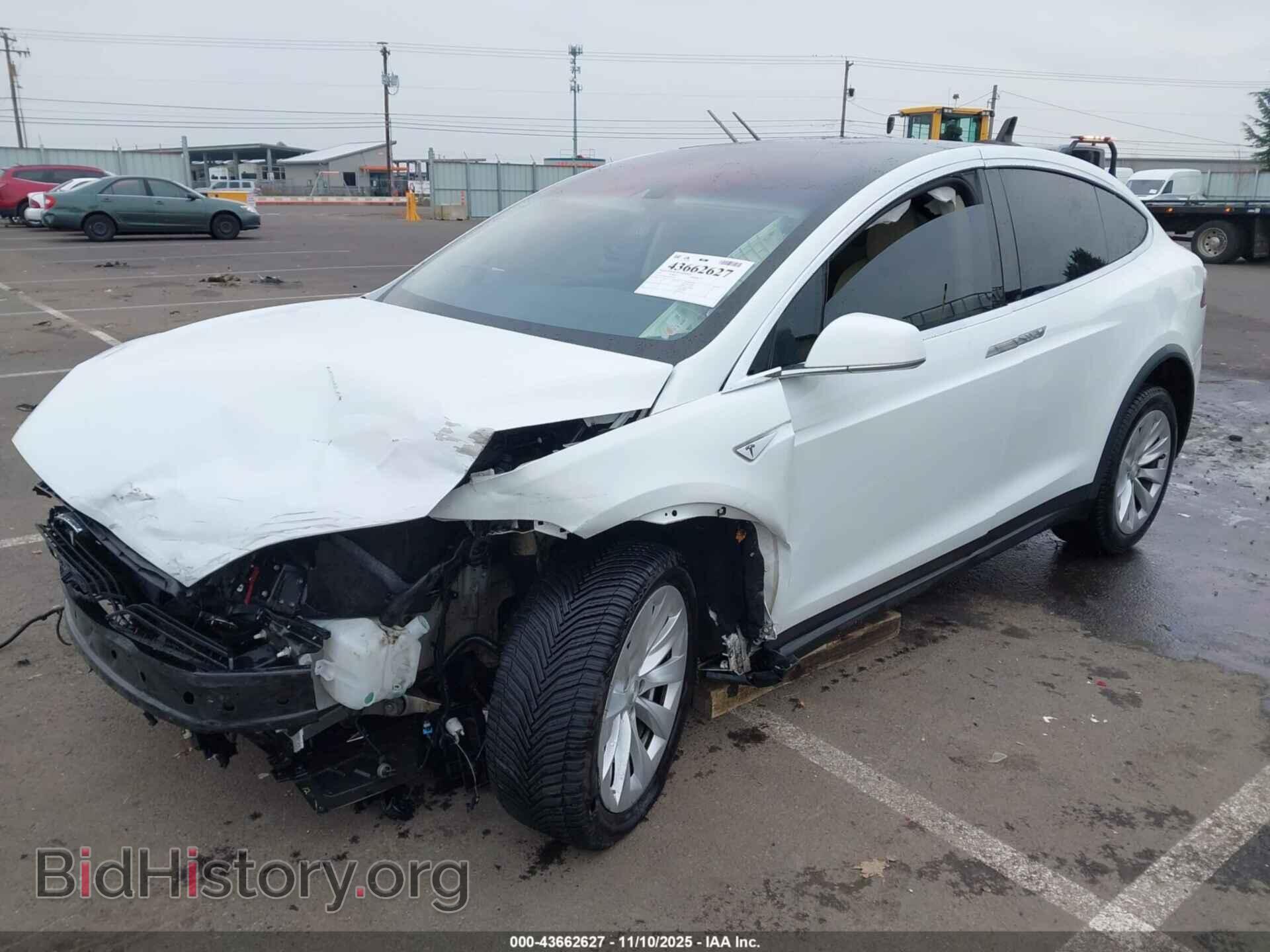 2016 TESLA MODEL X - VIN: 5YJXCBE29GF013160 - Фото 2