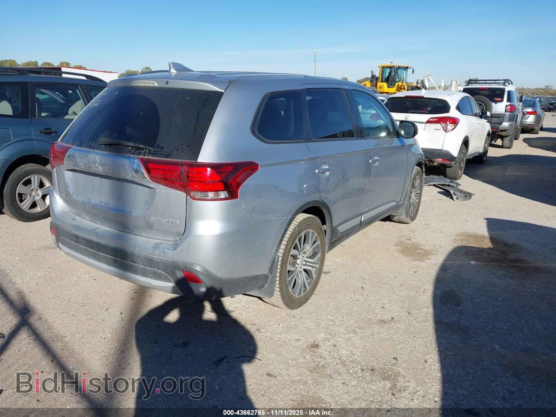 2017 MITSUBISHI OUTLANDER - VIN: JA4AD2A34HZ030357 - Фото 4