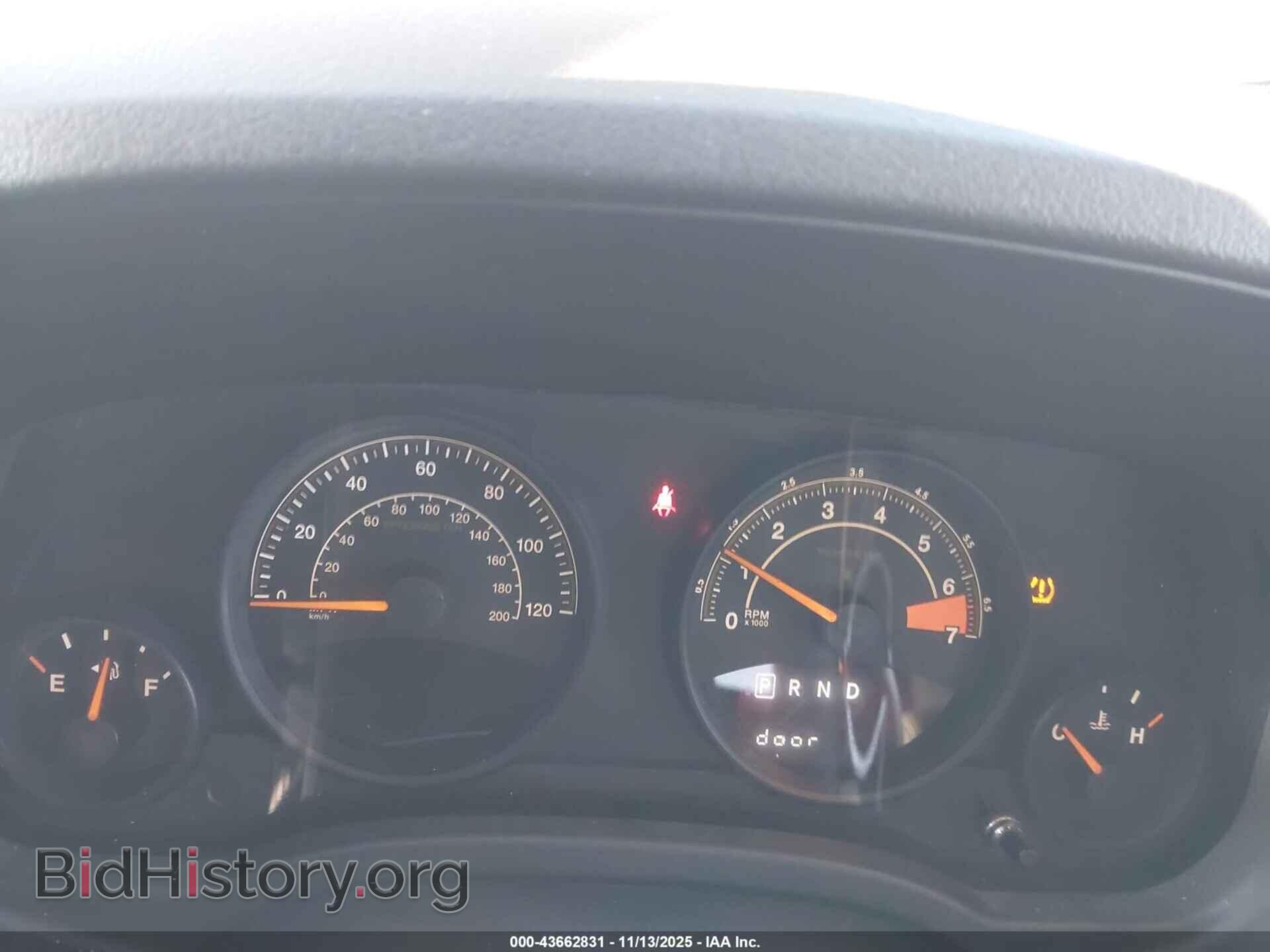 2016 JEEP COMPASS - VIN: 1C4NJDBB8GD587608 - Фото 7