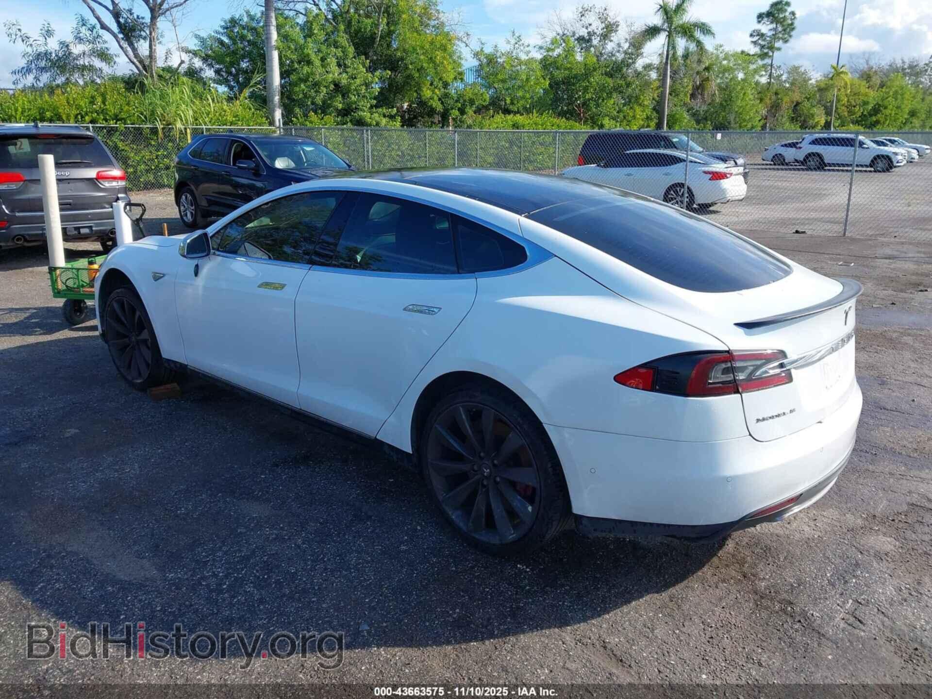 2014 TESLA MODEL S - VIN: 5YJSA1H10EFP65226 - Фото 3