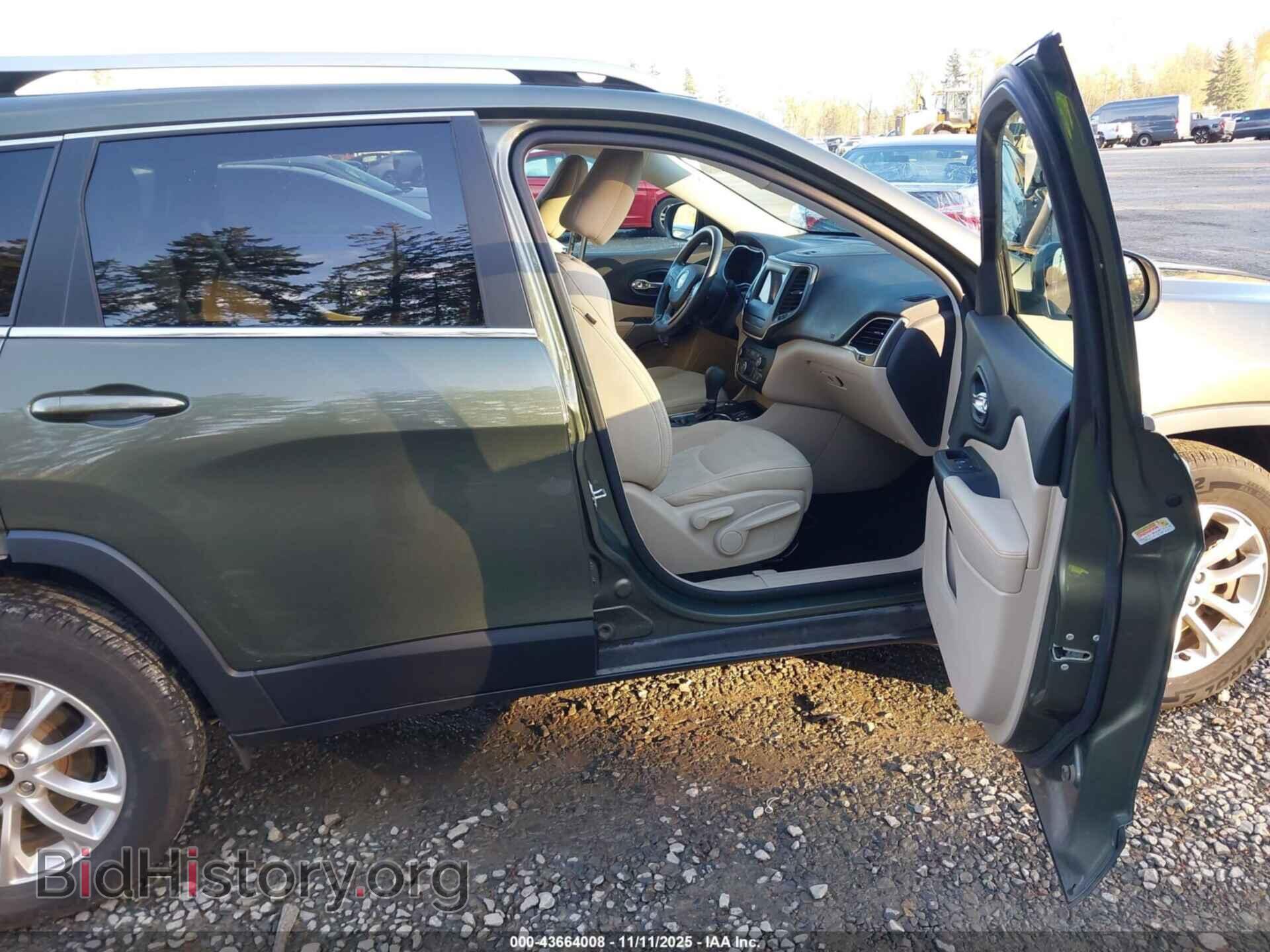 2019 JEEP CHEROKEE - VIN: 1C4PJMCB4KD281943 - Фото 5