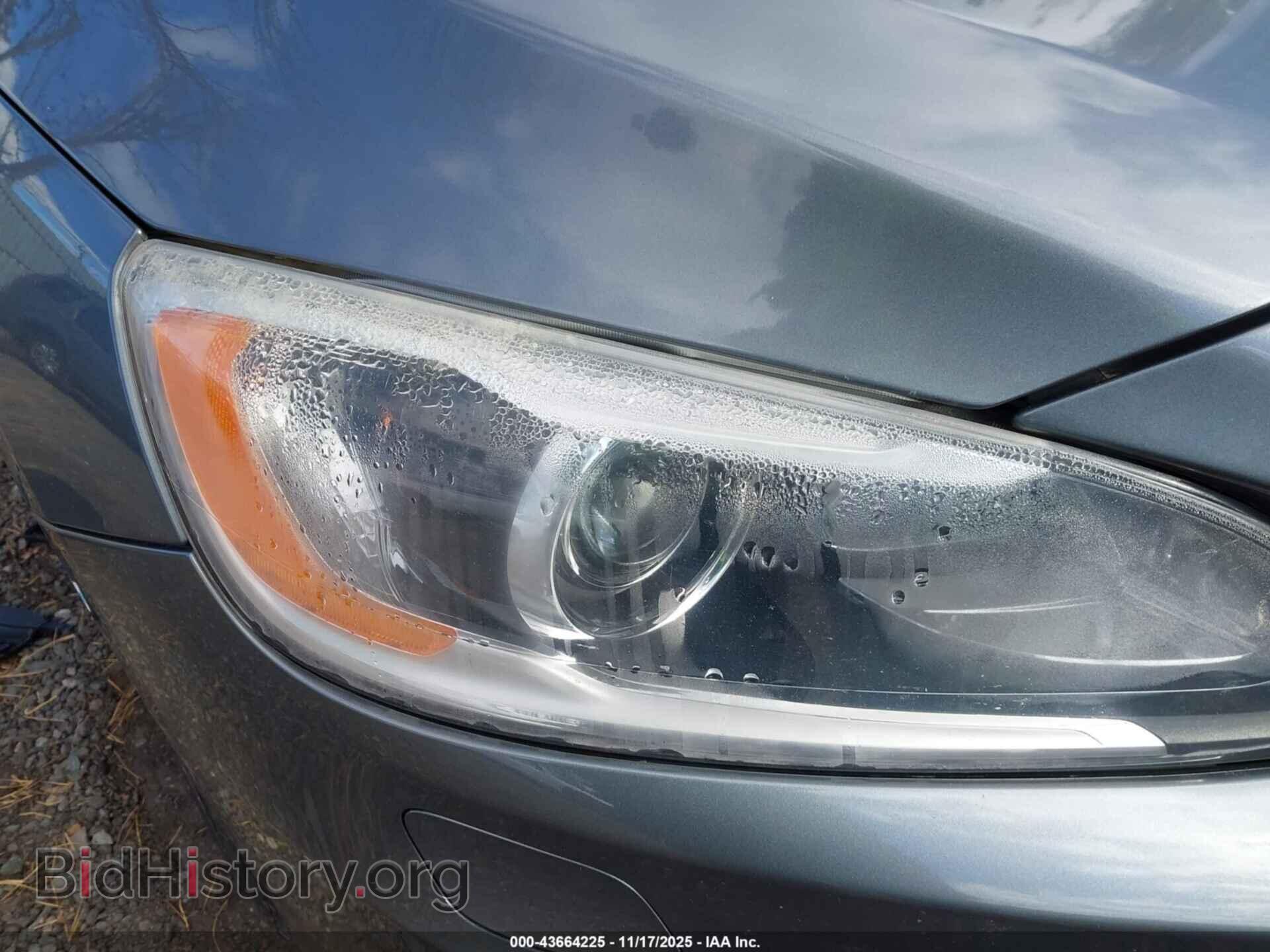 2017 VOLVO S60 - VIN: YV126MFL2H2423611 - Фото 6