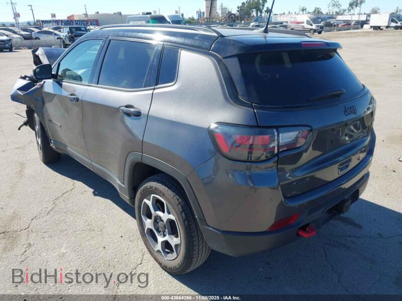 2022 Jeep COMPASS (VIN 3C4NJDDB6NT163588) — photo 3 of 18