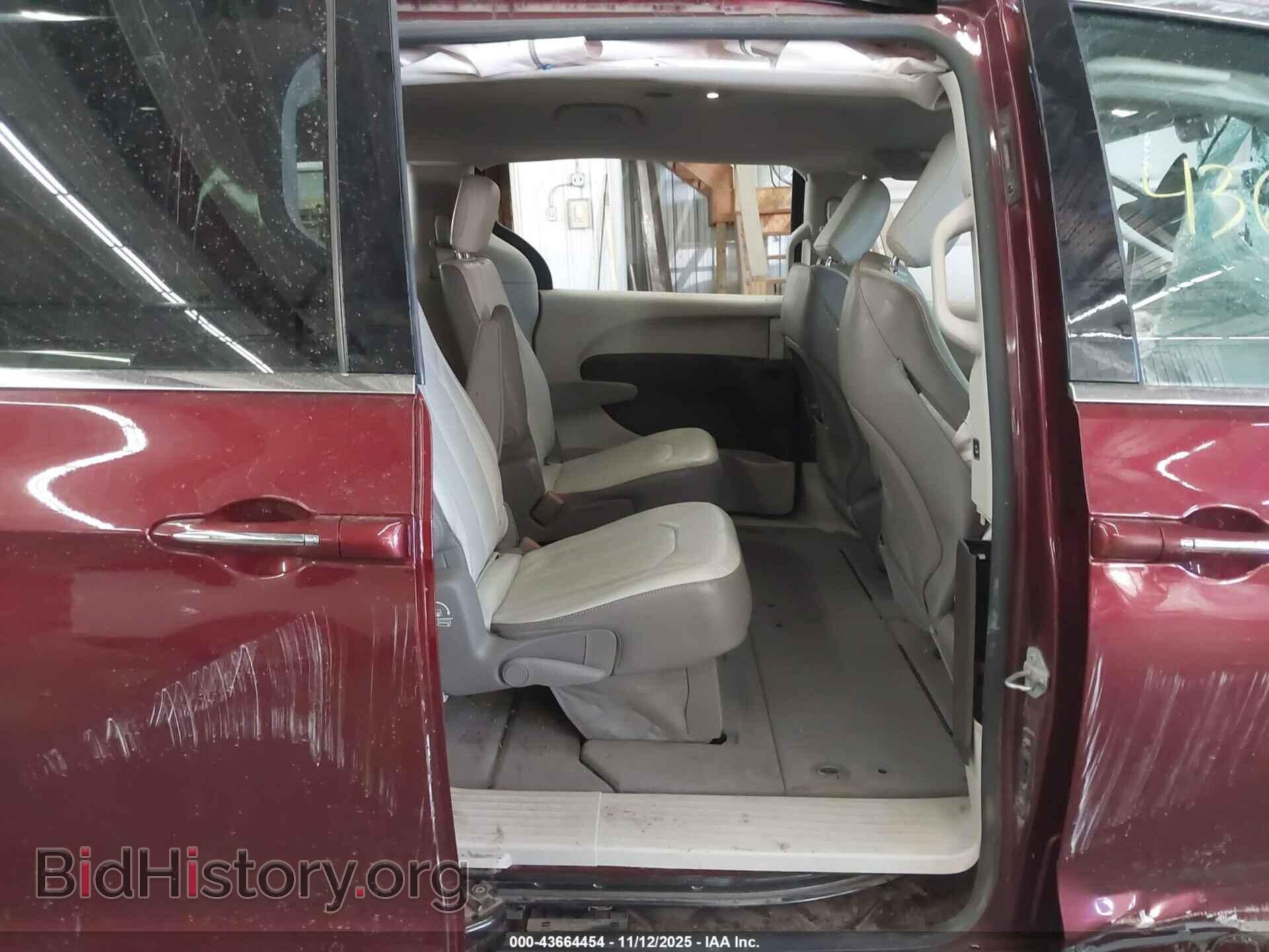 2017 CHRYSLER PACIFICA - VIN: 2C4RC1BG7HR518963 - Фото 8
