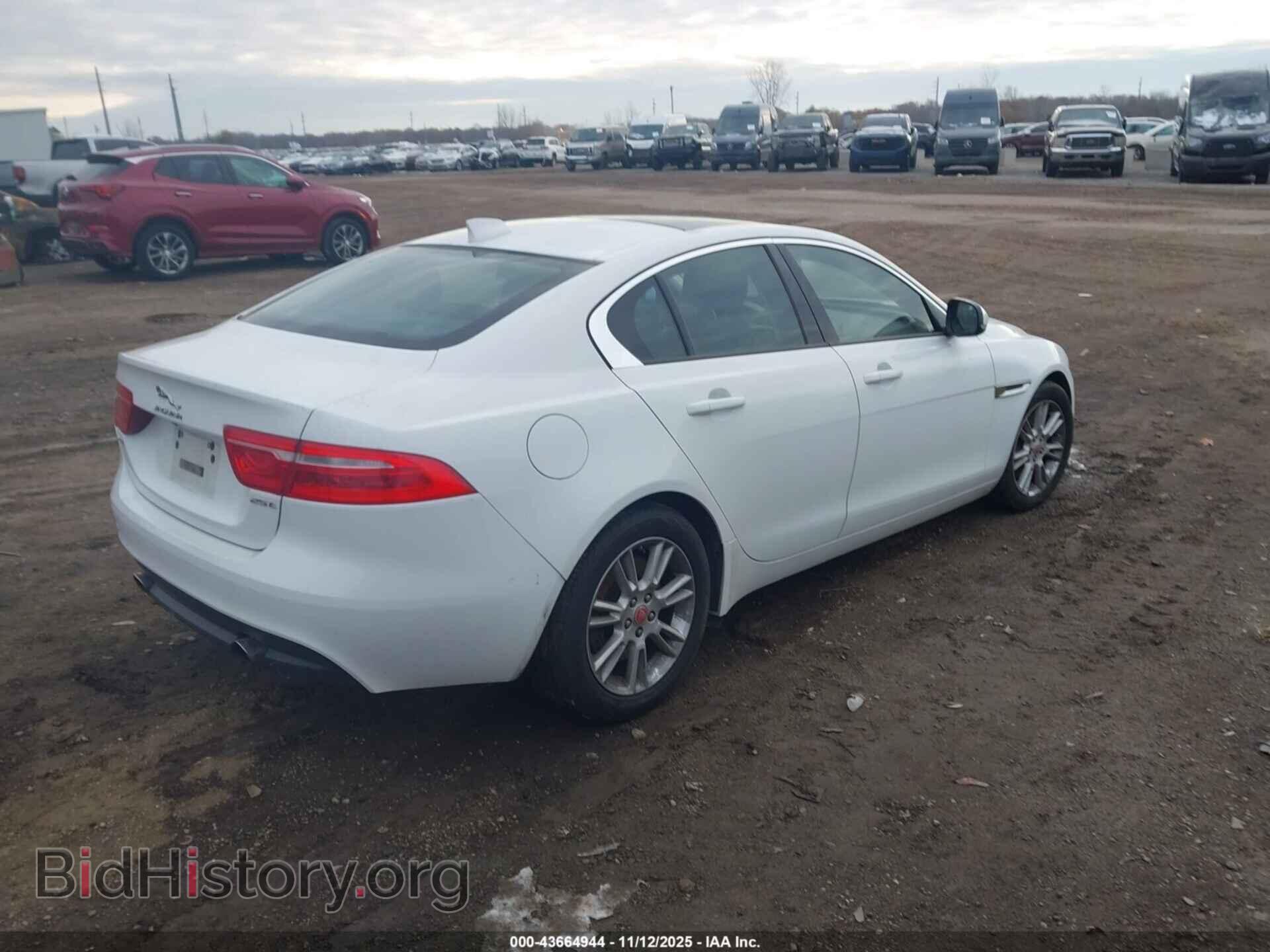 2017 JAGUAR XE - VIN: SAJAD4BG8HA972737 - Фото 4