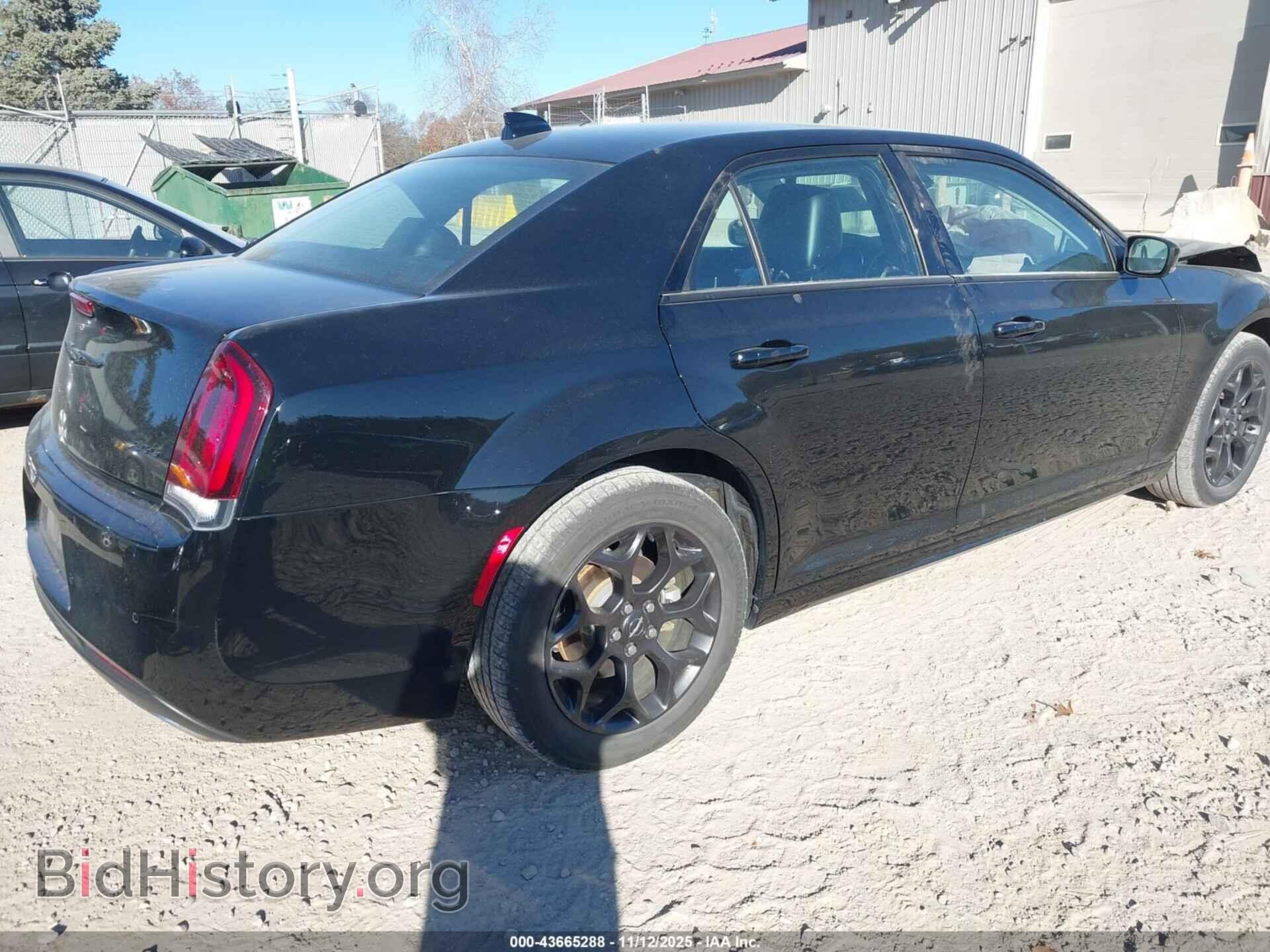 2021 CHRYSLER 300 - VIN: 2C3CCARG5MH680171 - Фото 4