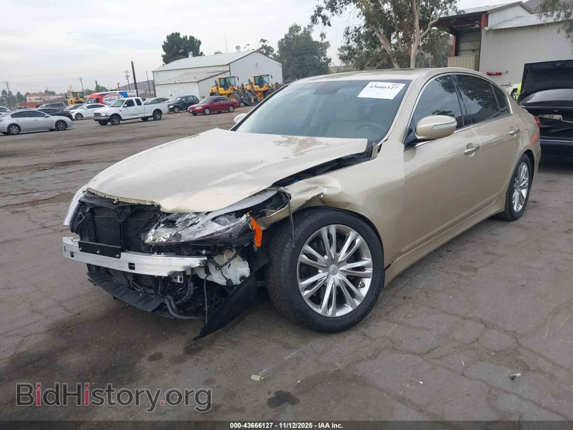 2012 HYUNDAI GENESIS - VIN: KMHGC4DD7CU151680 - Фото 2