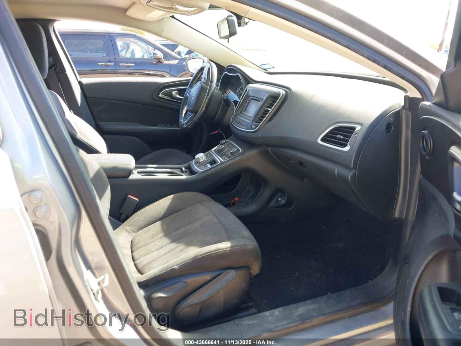 2015 CHRYSLER 200 - VIN: 1C3CCCAB5FN617223 - Фото 5