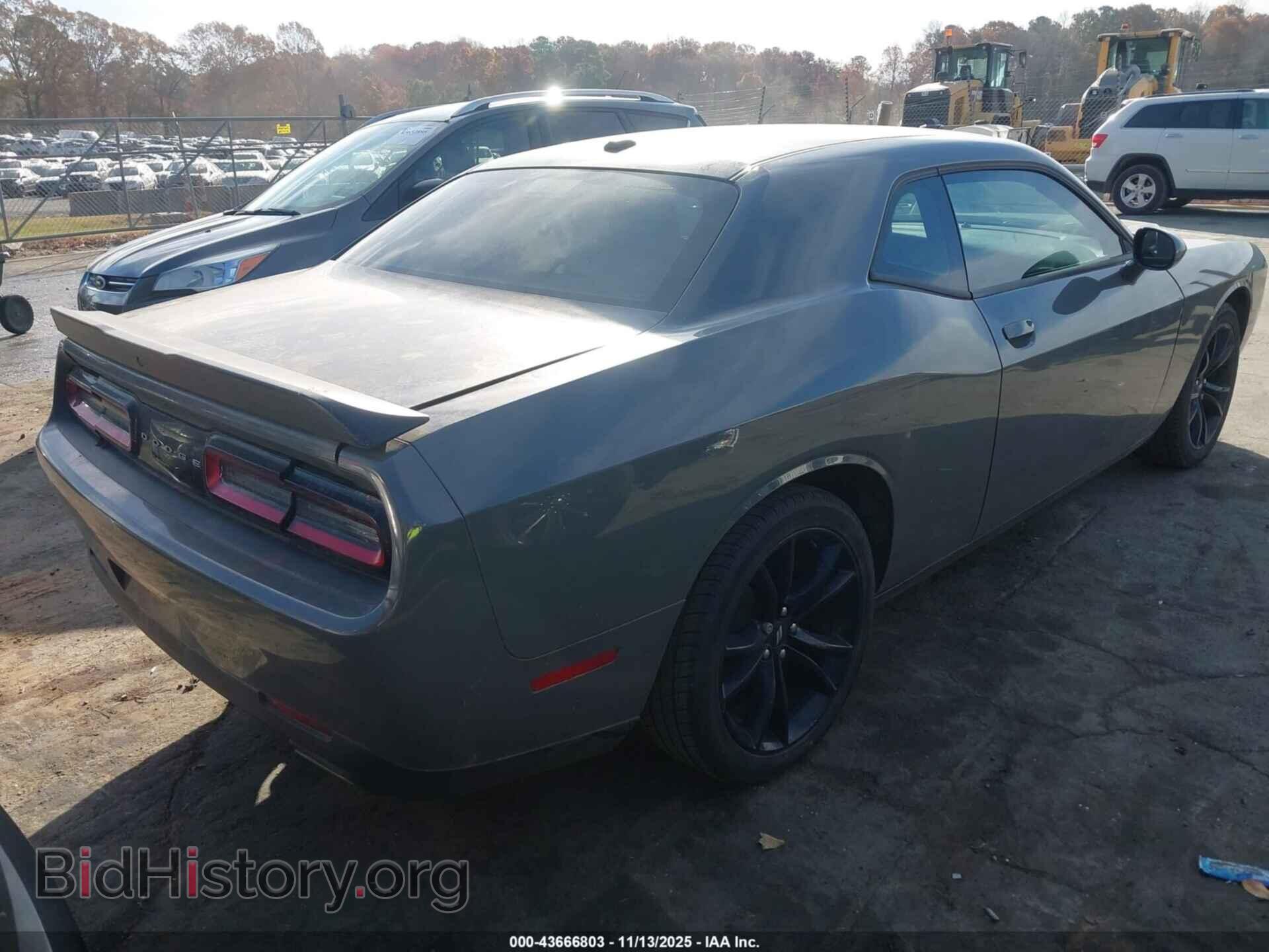 2018 DODGE CHALLENGER - VIN: 2C3CDZAGXJH111299 - Фото 4