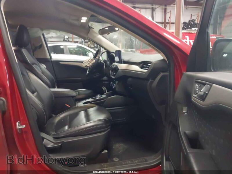2020 Ford ESCAPE (VIN 1FMCU9H98LUA26458) — фото 5 из 16