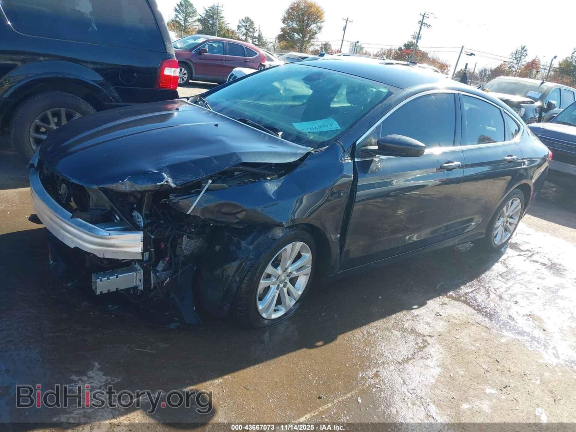 2017 CHRYSLER 200 - VIN: 1C3CCCAB3HN511792 - Фото 2