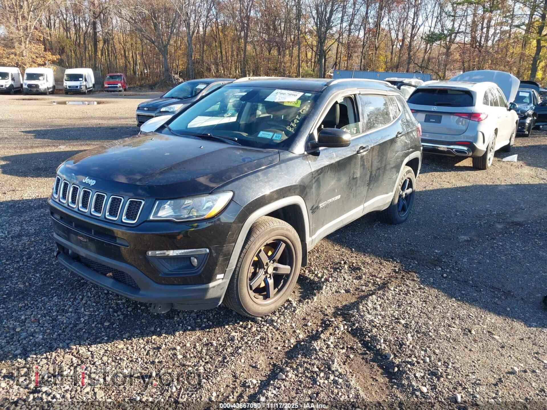 2019 JEEP COMPASS - VIN: 3C4NJDBB4KT768109 - Фото 2