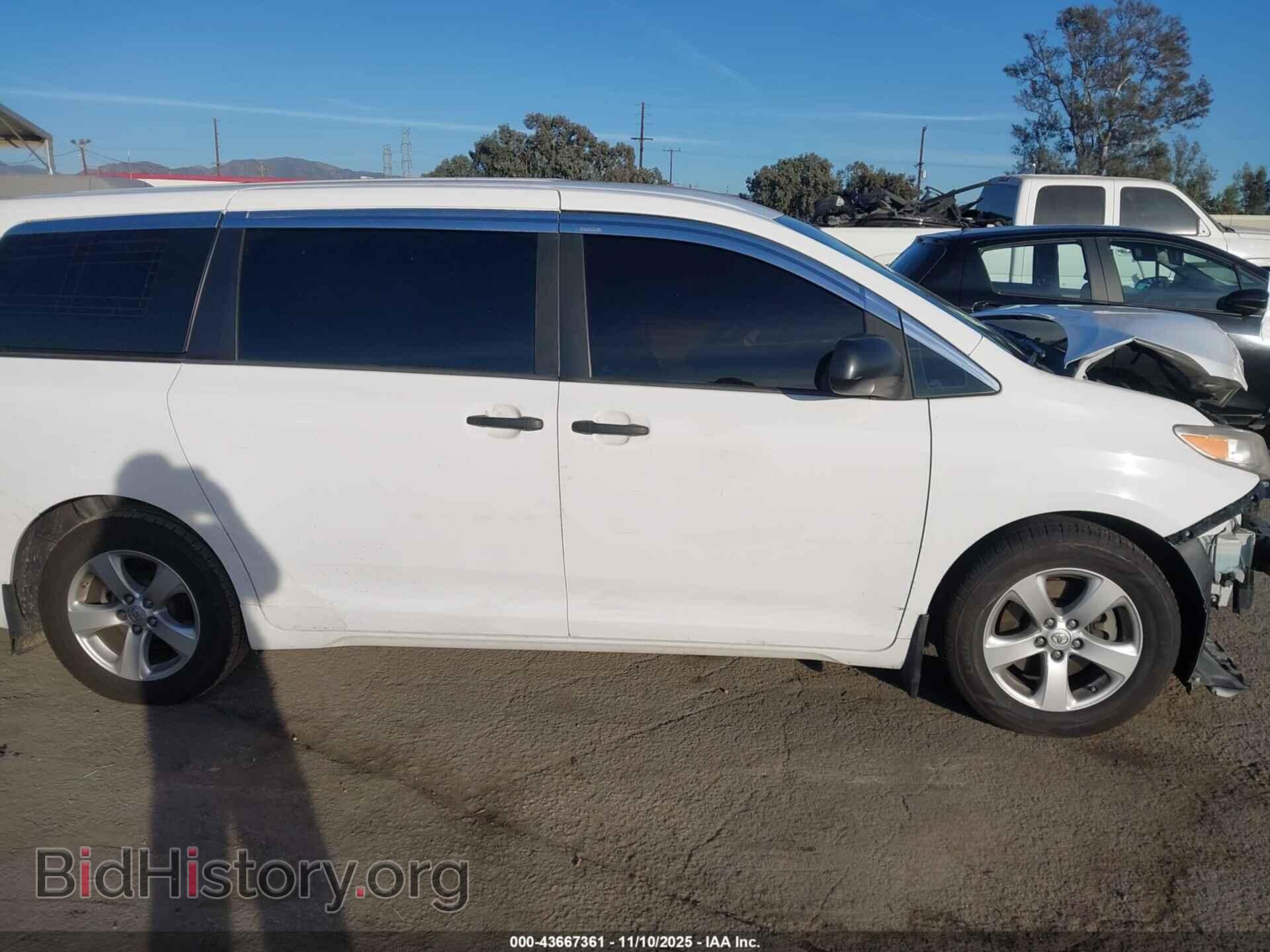 2017 TOYOTA SIENNA - VIN: 5TDZZ3DC7HS869741 - Фото 14