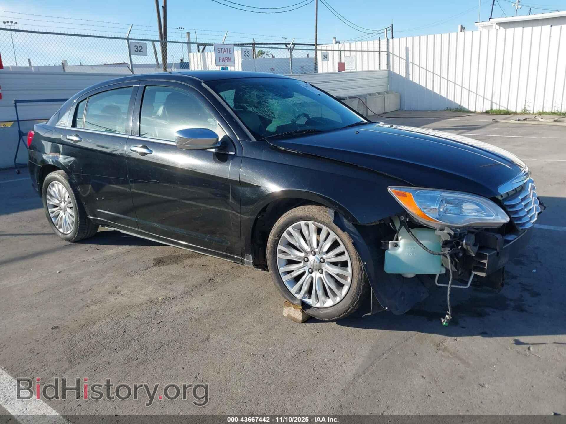 Photo 1C3BC2FG5BN581201 - CHRYSLER 200 2011
