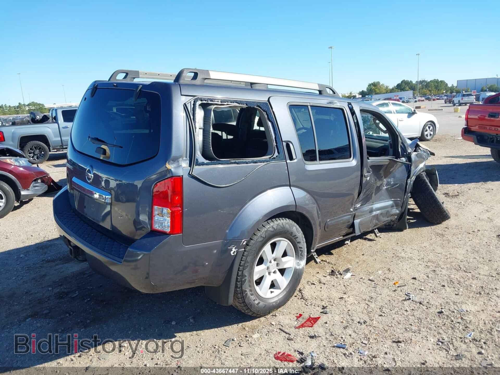 2011 NISSAN PATHFINDER - VIN: 5N1AR1NN8BC621018 - Фото 4