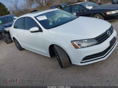2017 Volkswagen JETTA 1.4T SE, white — VIN 3VWDB7AJ7HM369097, IAAI