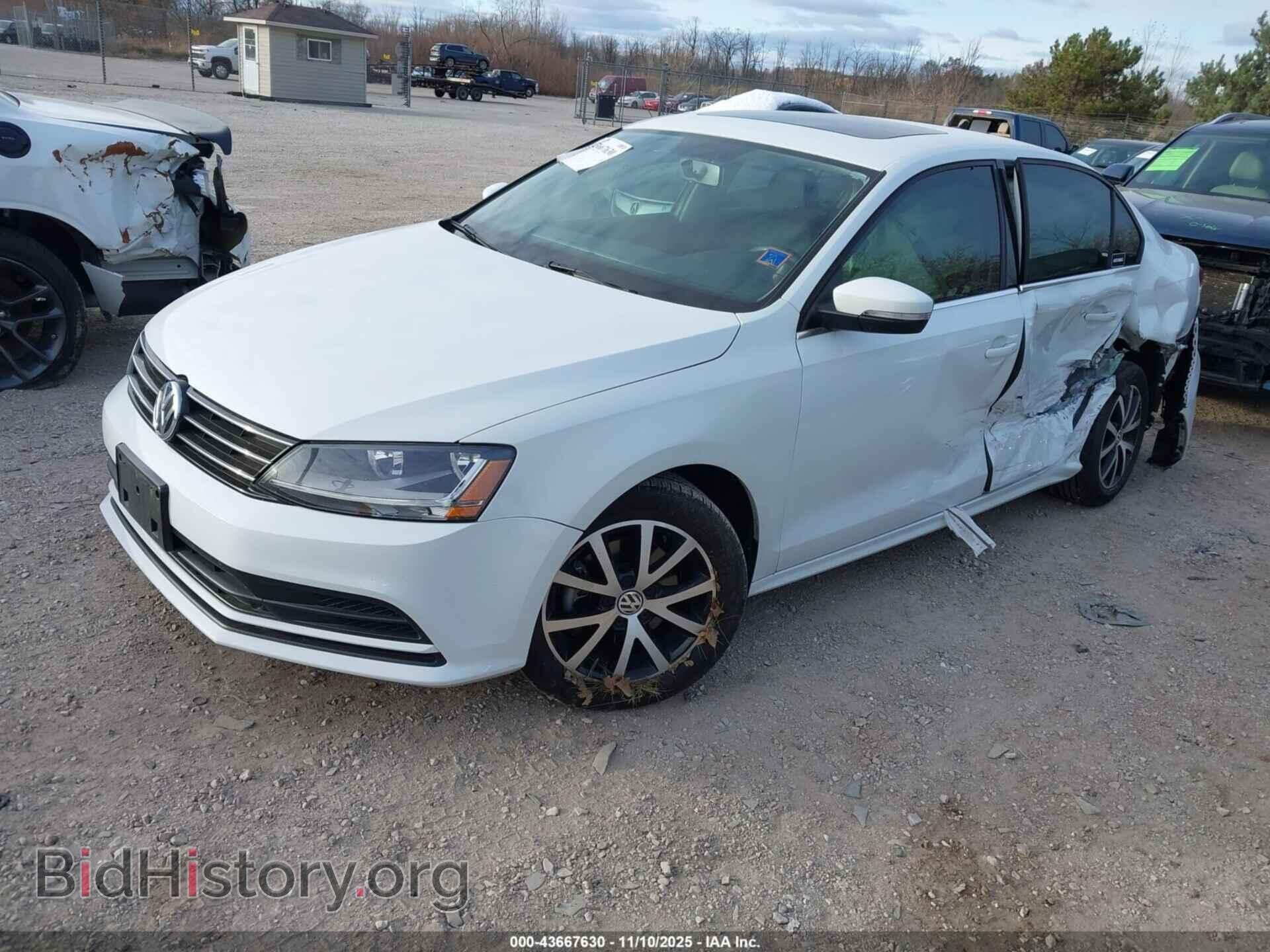 2017 VOLKSWAGEN JETTA - VIN: 3VWDB7AJ7HM369097 - Фото 2